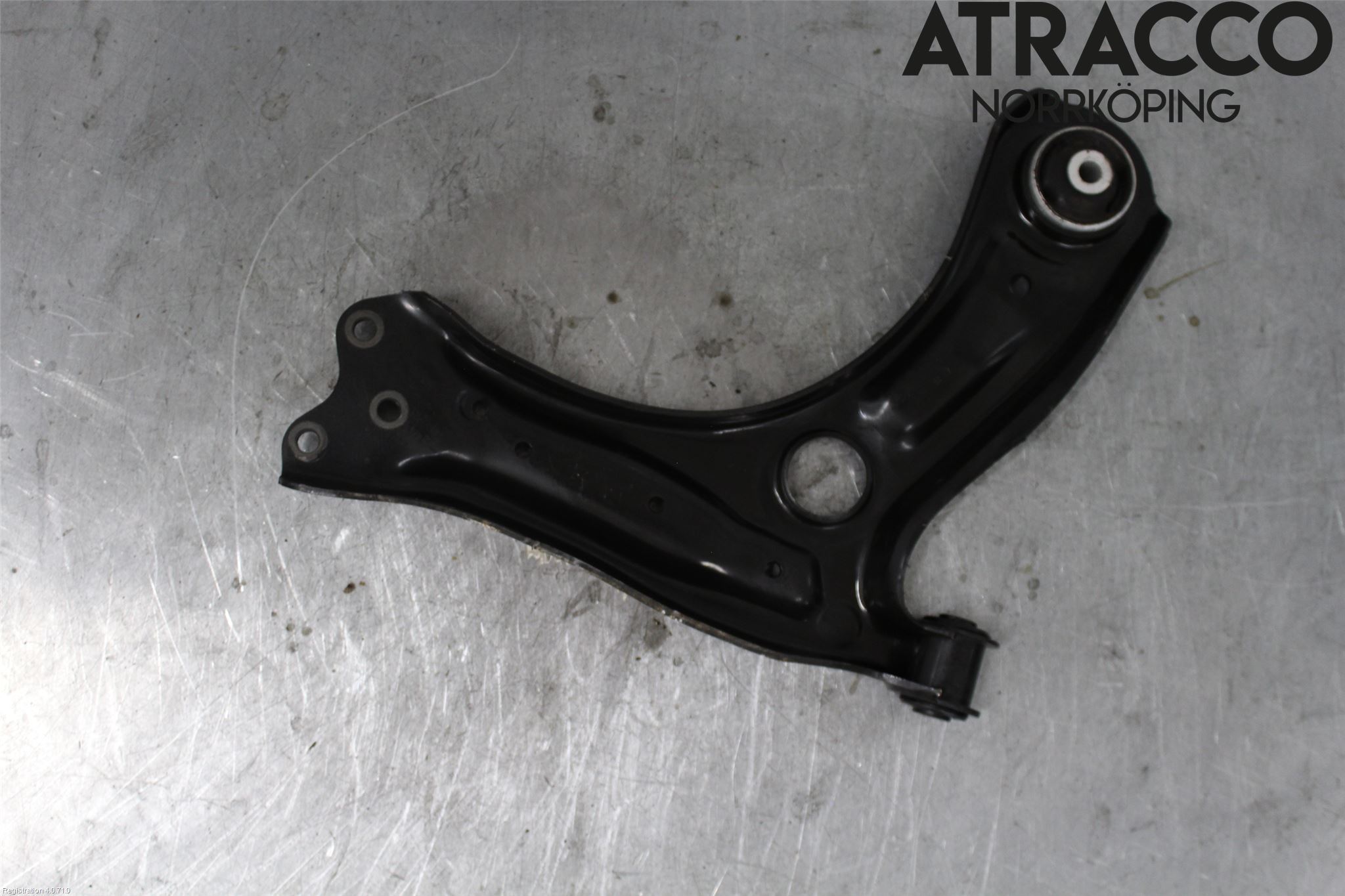 Volkswagen VW POLO 10-17 Bærearm Foran Venstre Nedre