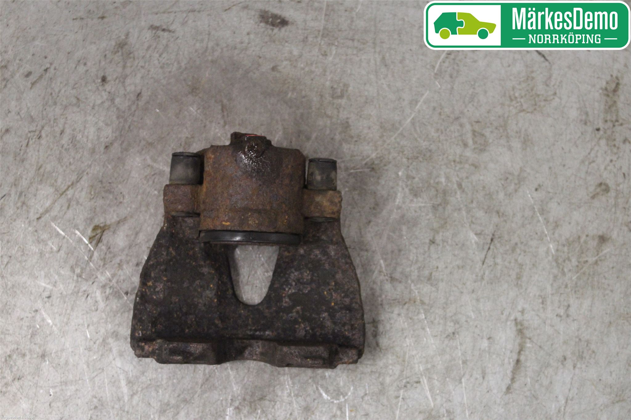 Saab 9-5     06-10 Bremsecaliper Foran Venstre