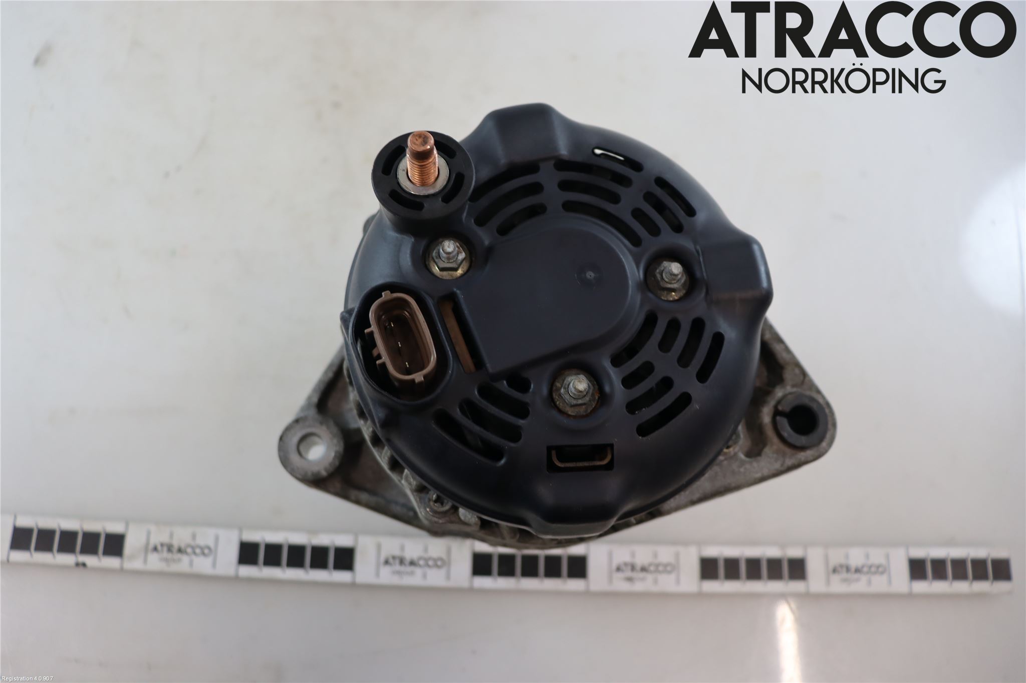 Jaguar XJ X350        03-09 Dynamo