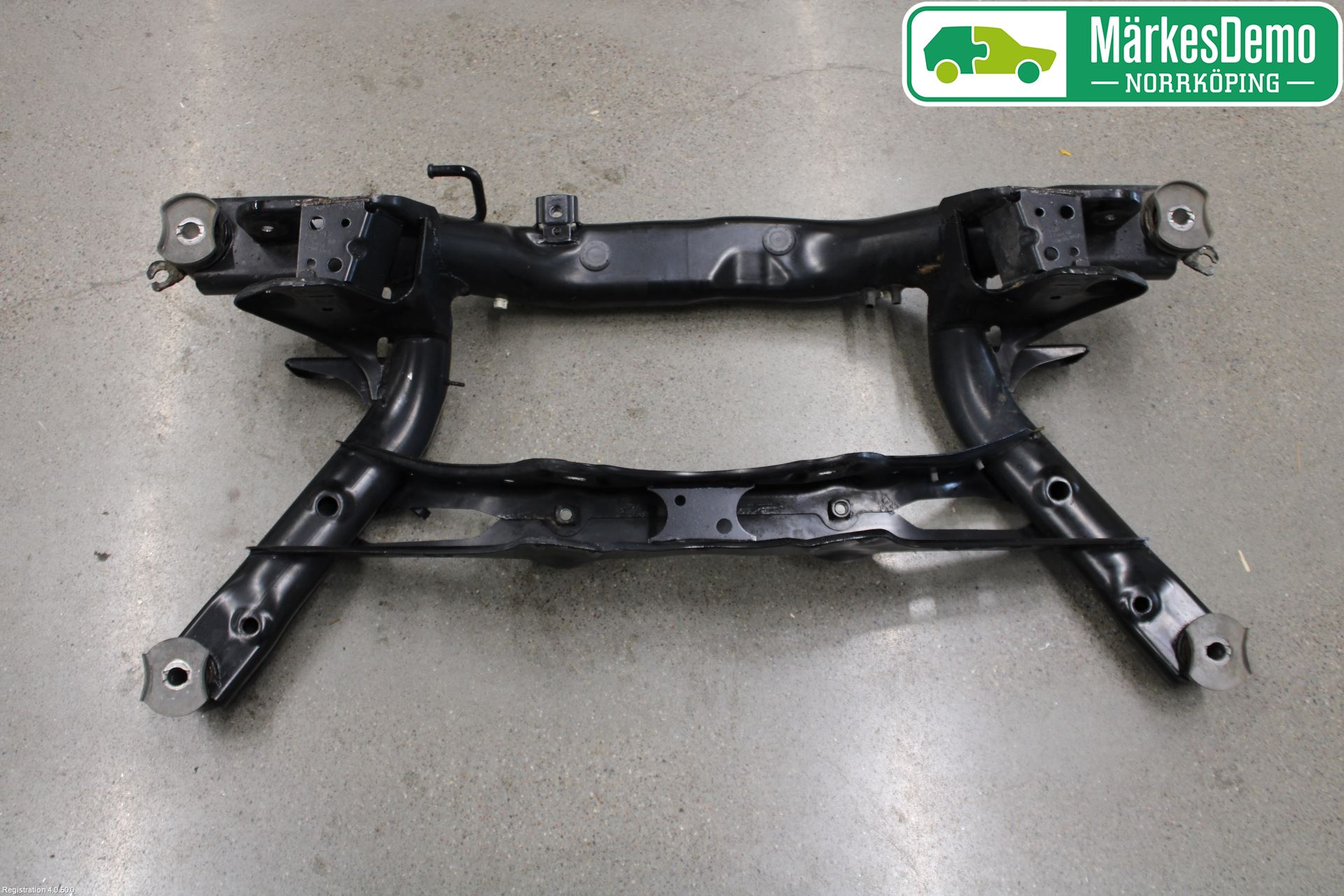 Audi A3/S3 8V 13-20 Bakaksel Feste Travers-Ramme