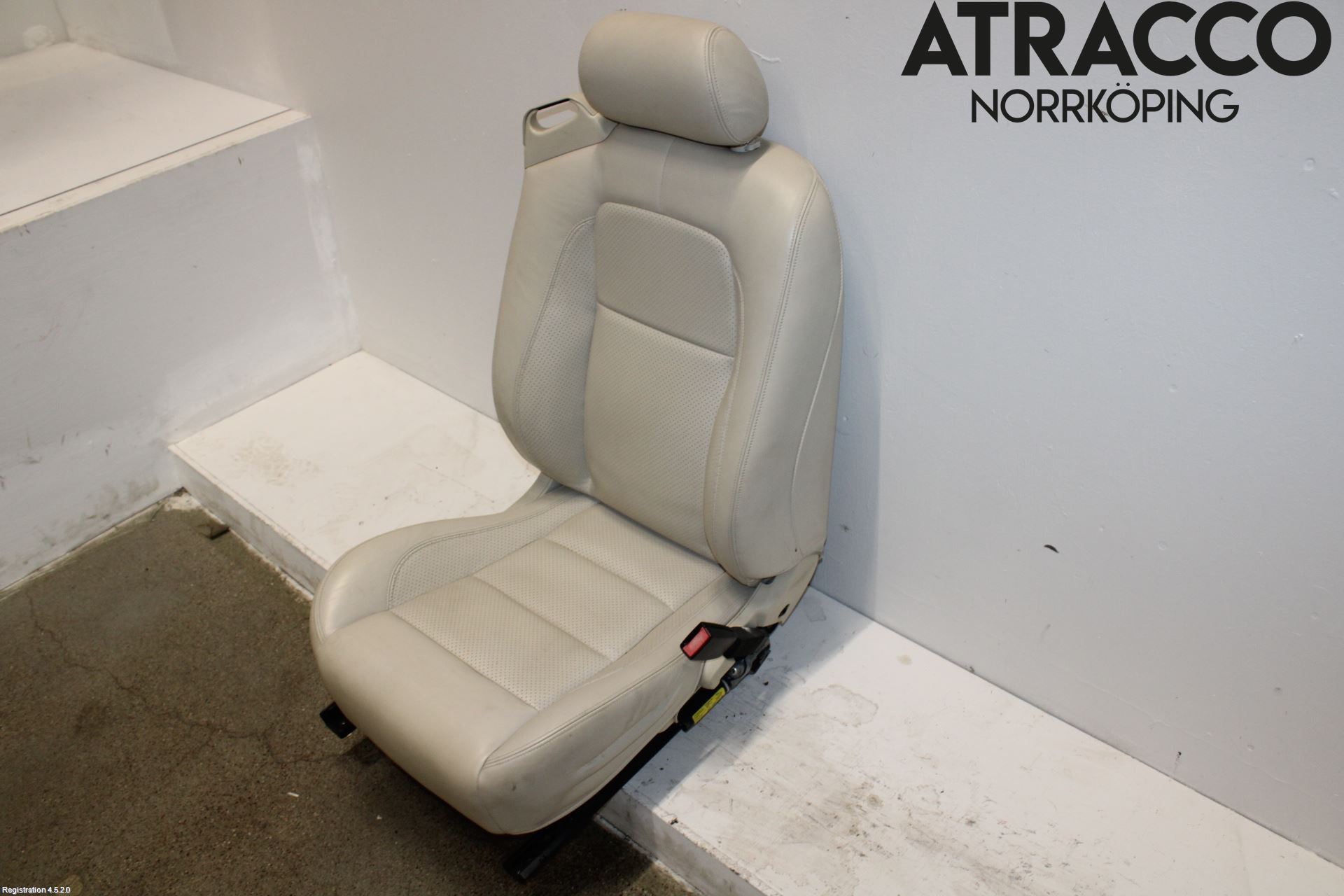 Jaguar XK/XKR 06-14 Innr Sete Foran Høyre