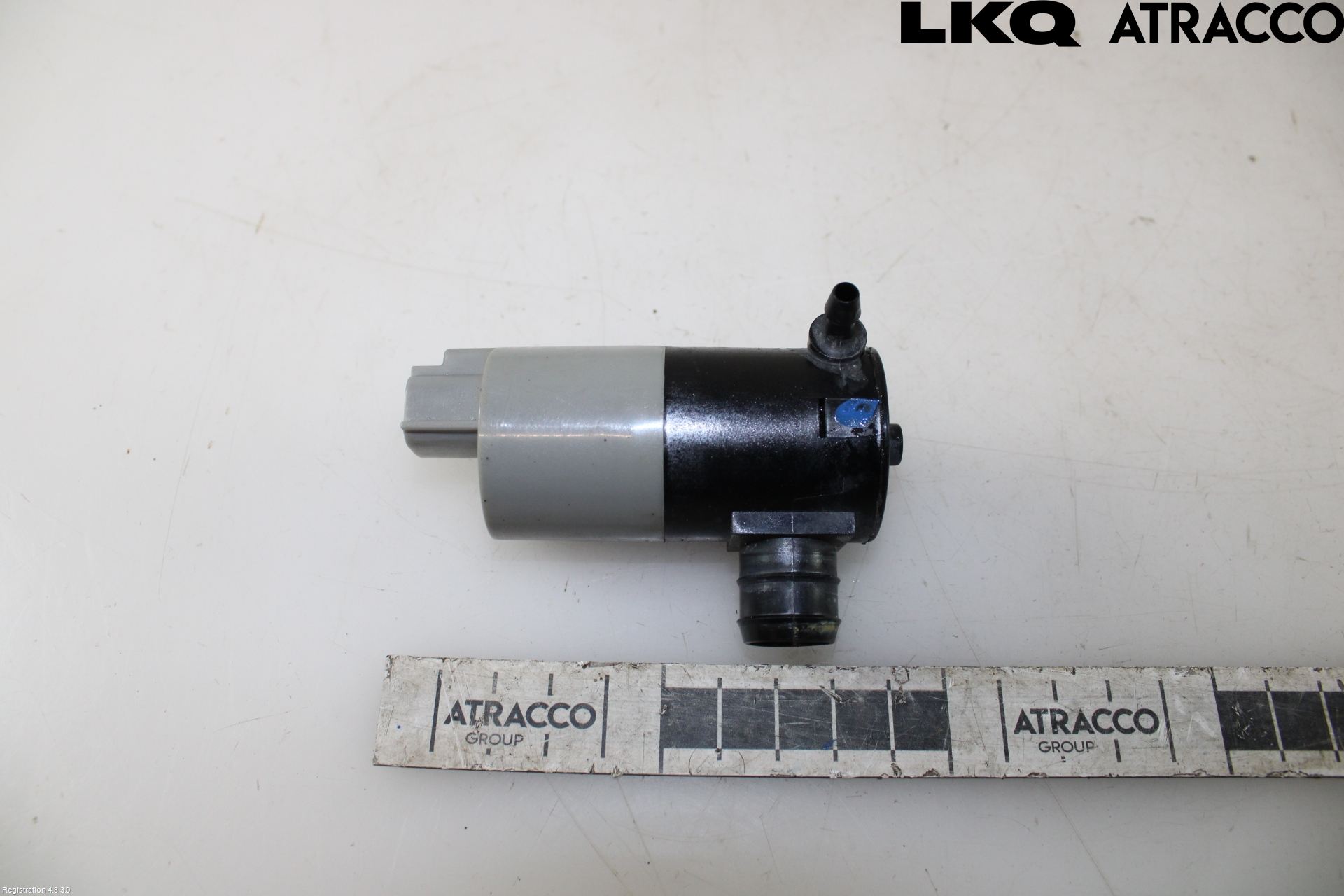 Toyota AVENSIS 16-18 Spylerpumpe Frontrute