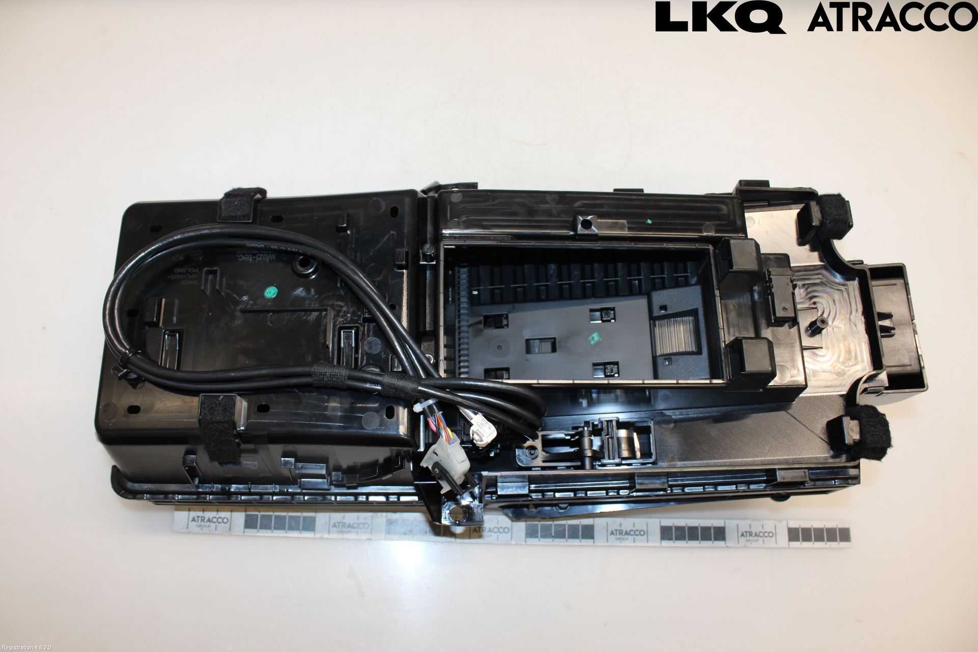 Mercedes-Benz MB EQE (V295) 22- Instrumentkonsoll Midt