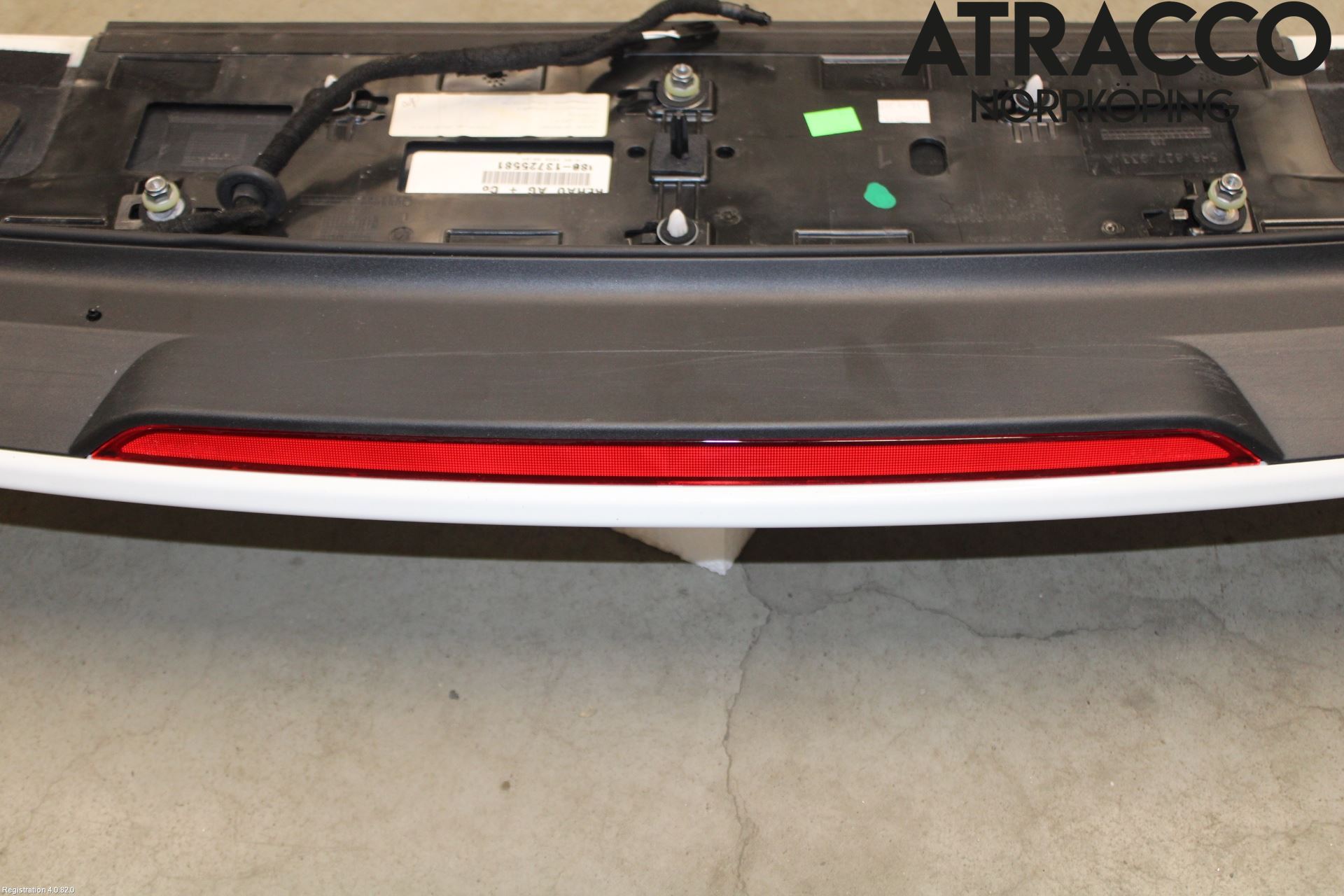 Volkswagen VW GOLF / E-GOLF VIII 20- Spoiler Bakluke