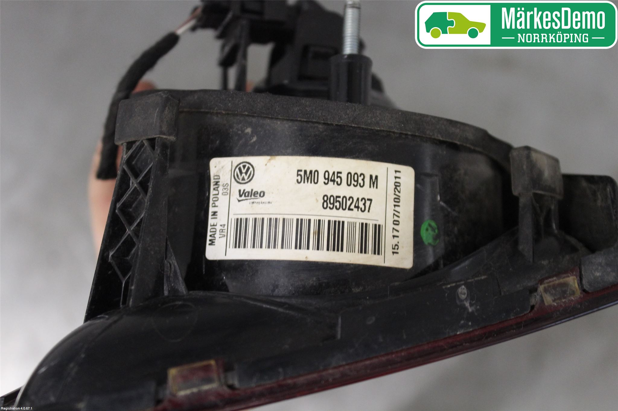 Volkswagen VW GOLF PLUS/CROSS GOLF 04-14 Baklykt Venstre  På Luke(Indre