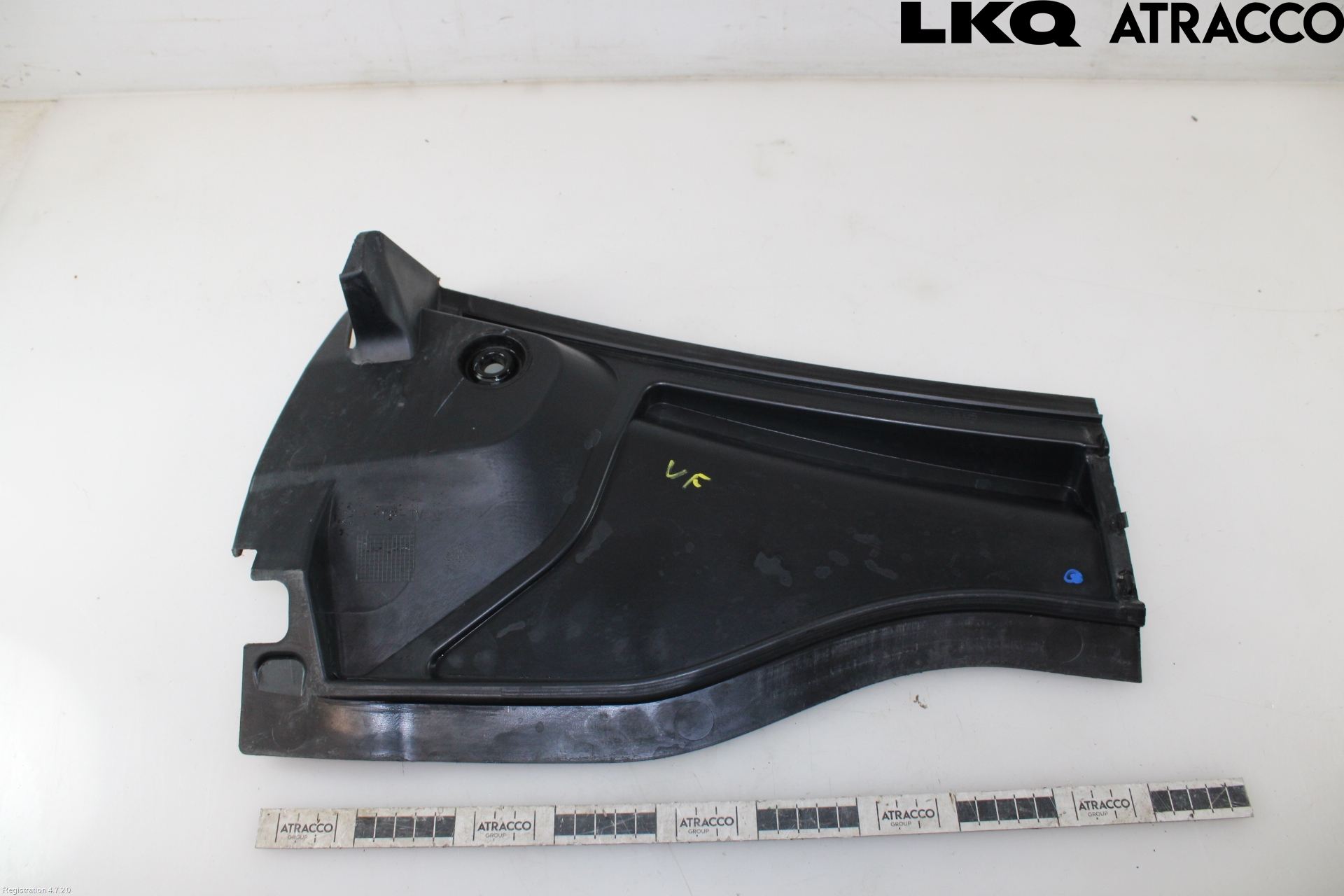 Mercedes-Benz MB B-KLASS (W246/W242) 12-19 Visker Deksel-Grill-Under Frr