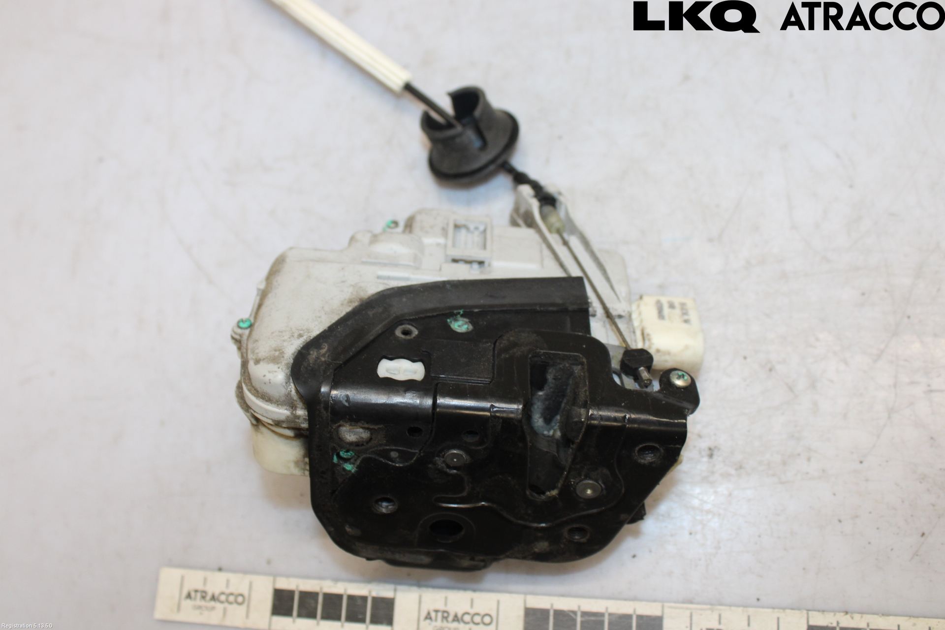 Audi A6/S6     05-11 Dørlås - Låsekasse