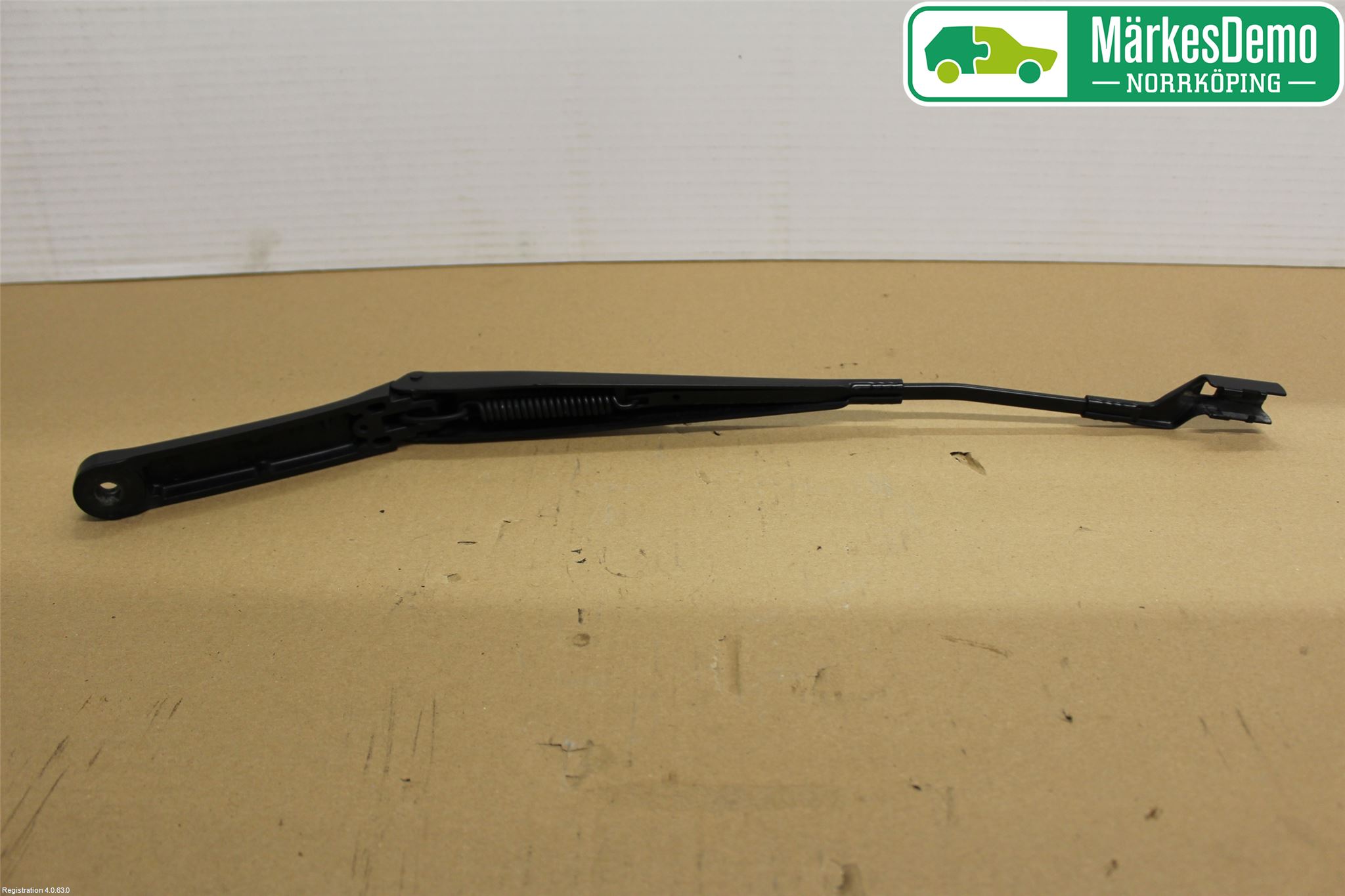Volkswagen VW GOLF / E-GOLF VII 13-20 Viskerarm-Armer Frontrute