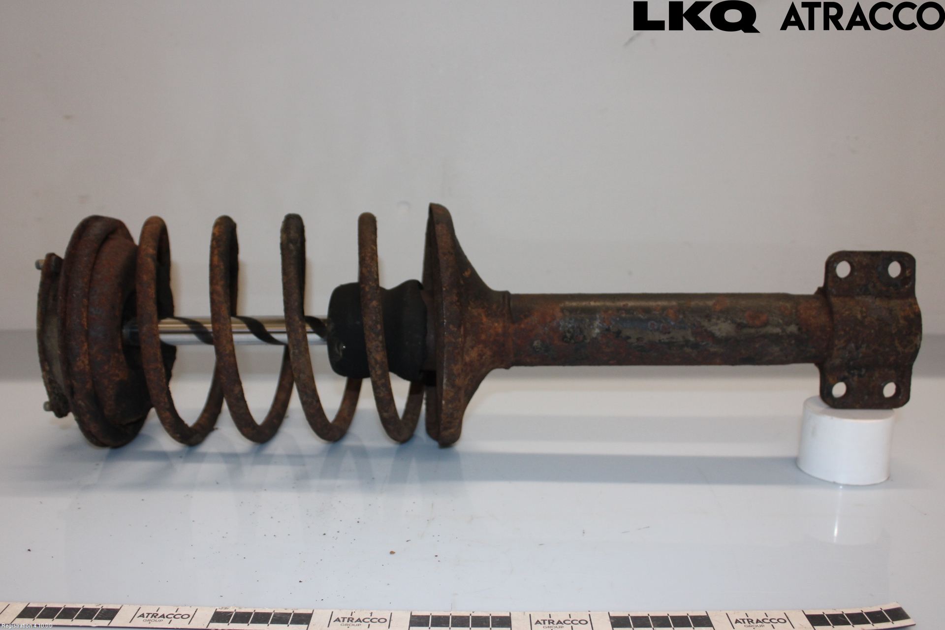 Volkswagen VW K70 Fjærbein Foran Høyre