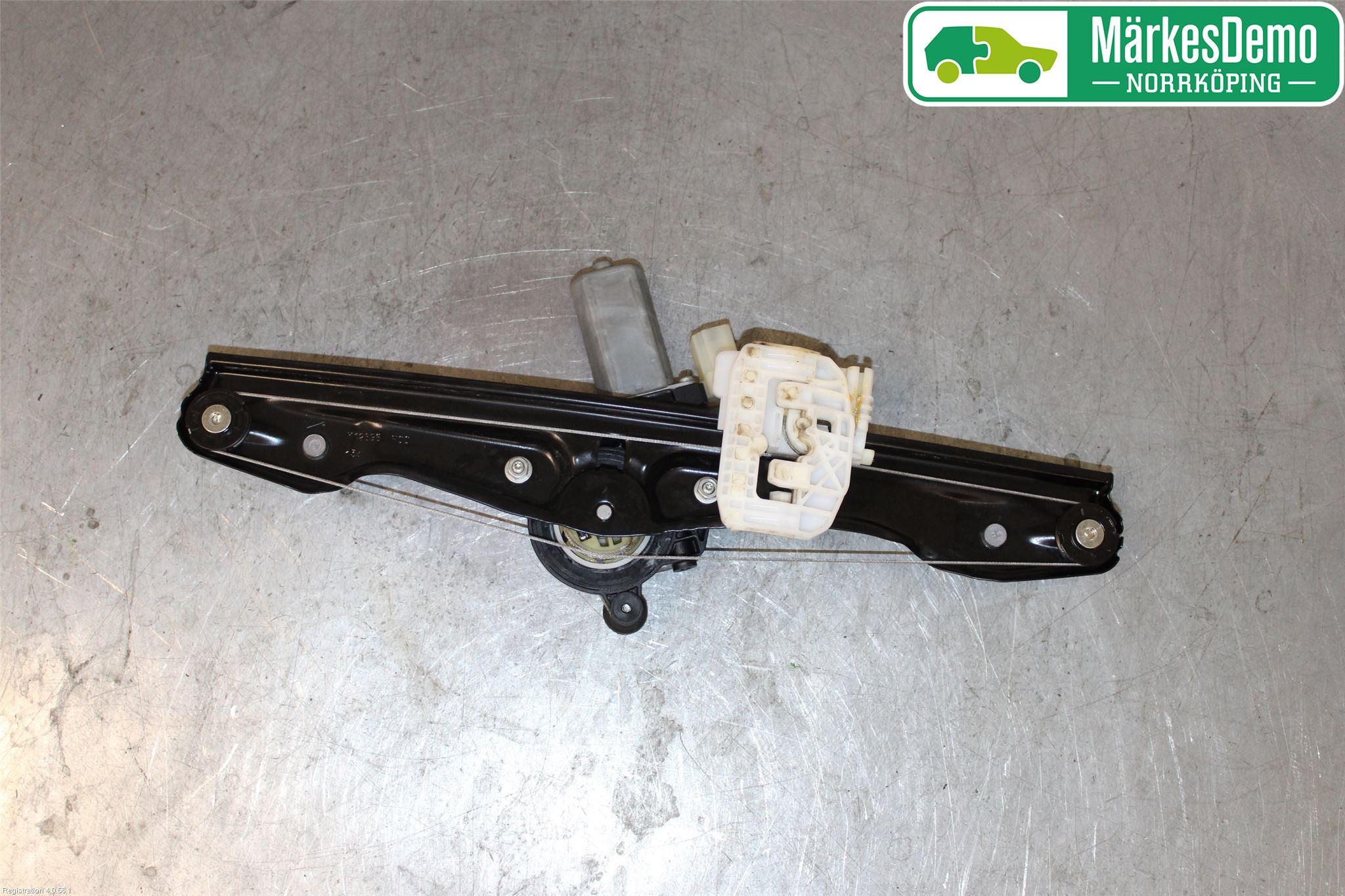 BMW 1 F20/F21 11-19 Vindusheis El Komp