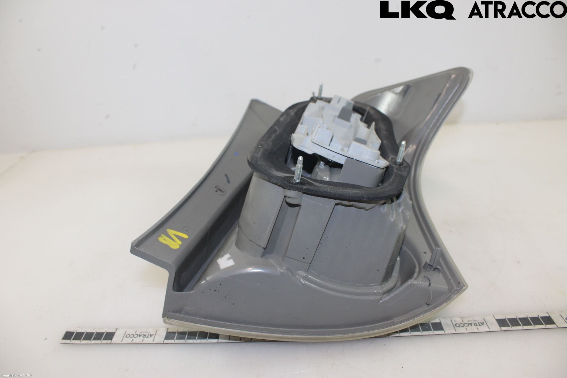 Toyota COROLLA VERSO 04-07 Baklykt Venstre