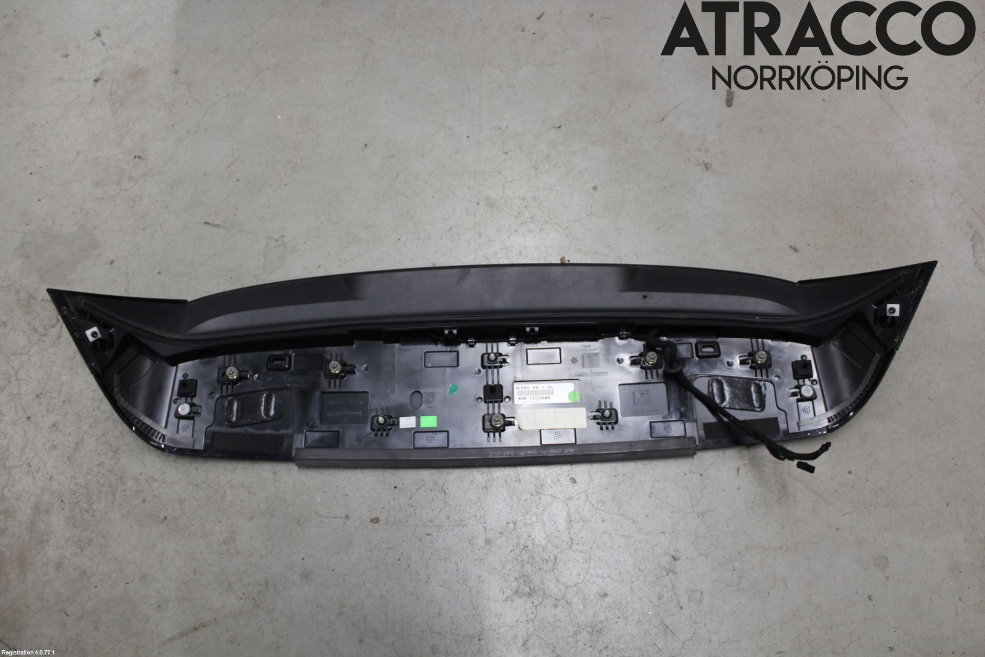 Volkswagen VW GOLF / E-GOLF VIII 20- Spoiler Bakluke