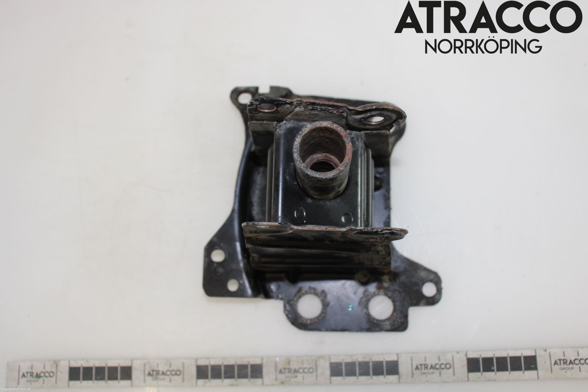 Audi A3/S3 05-13 Støtfanger Foran Feste