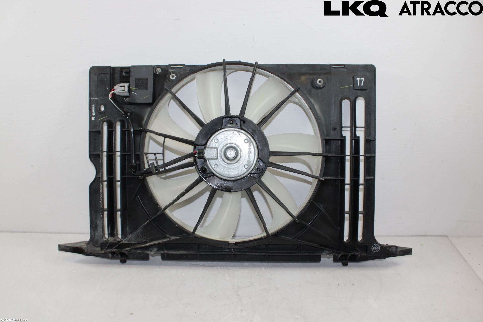 Toyota VERSO 09-18 Kjølevifte Elektrisk