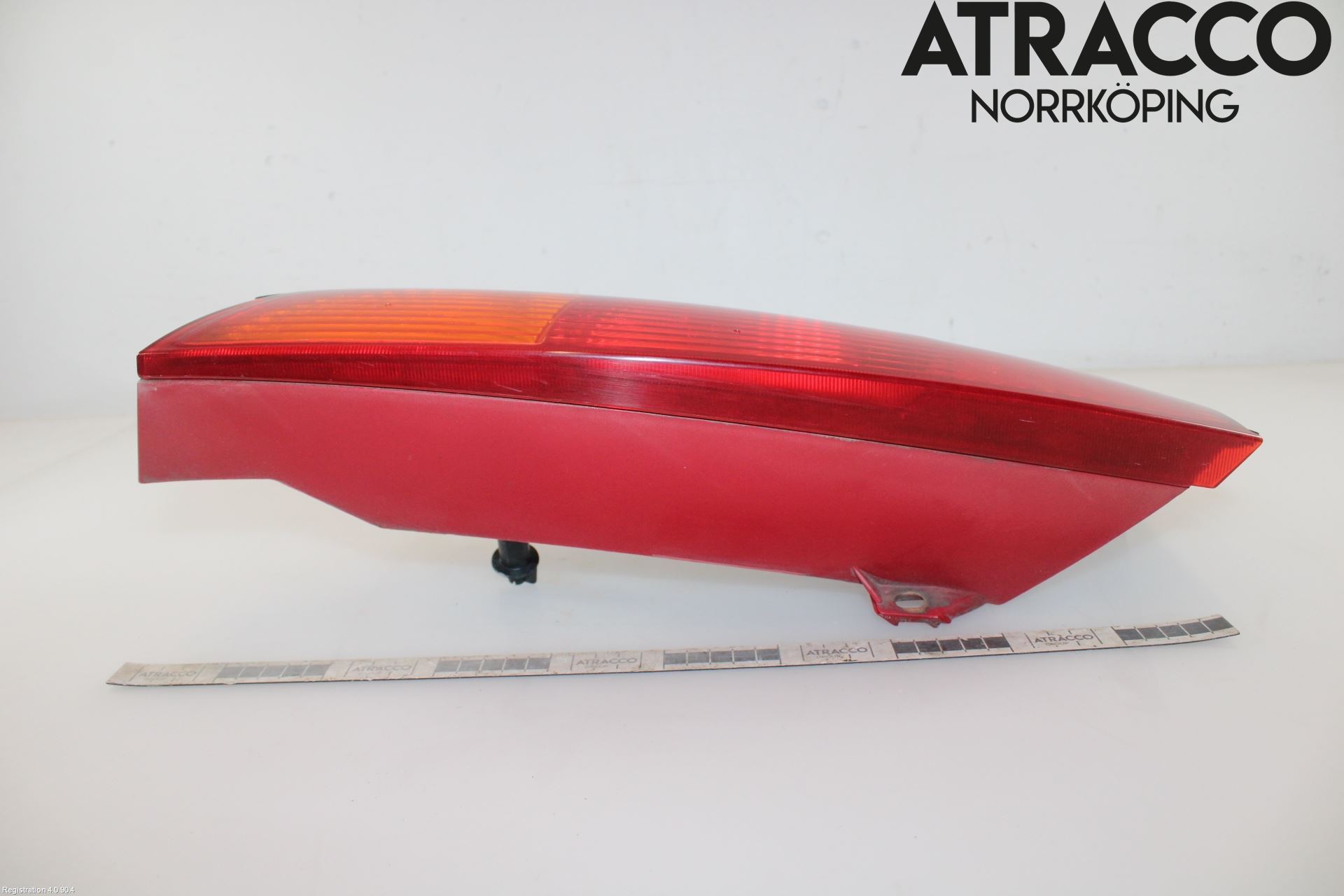 Ford FOCUS     99-04 Baklykt Venstre