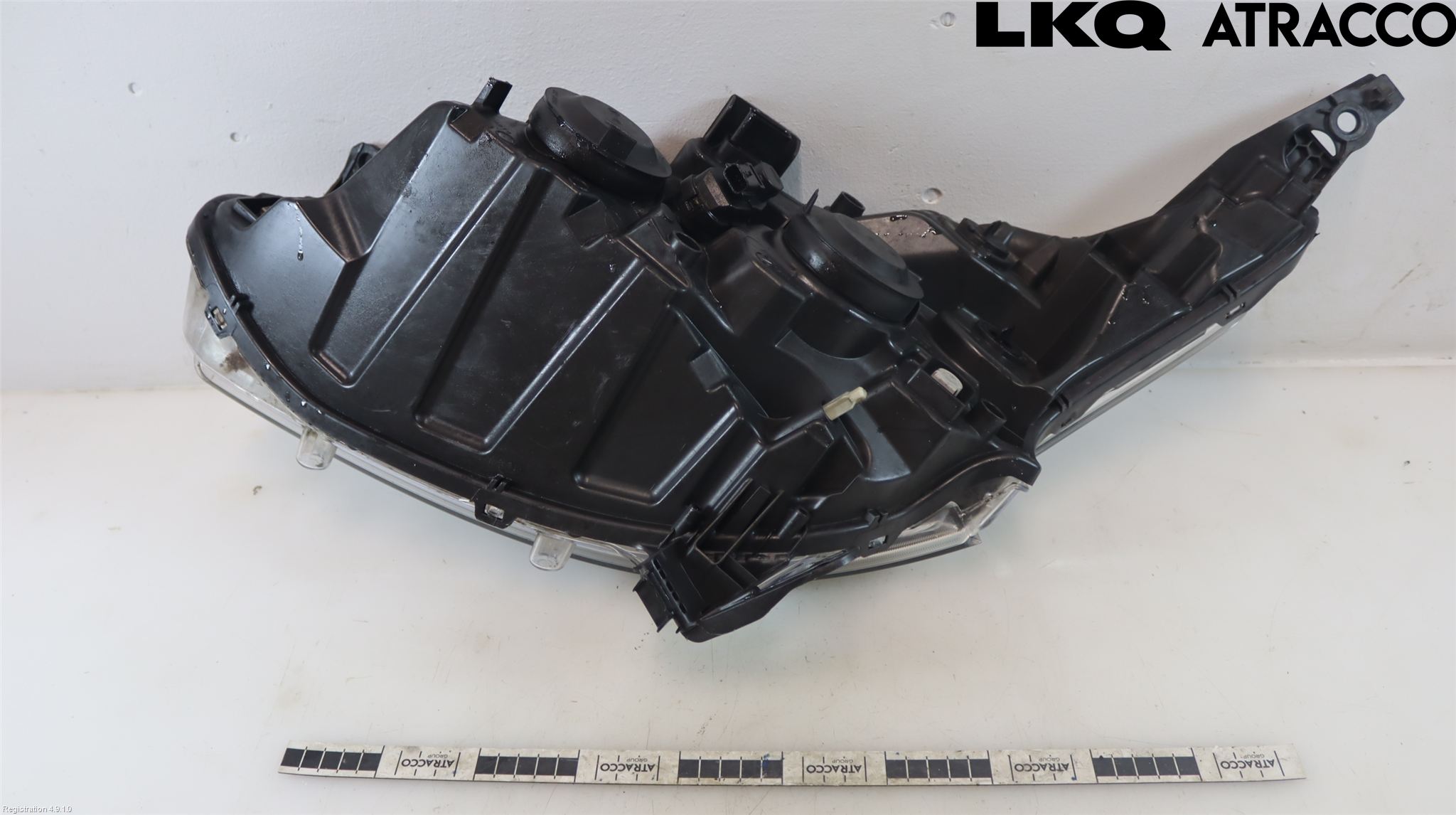 Peugeot PEUGOT 208 16-19 Frontlykt Høyre