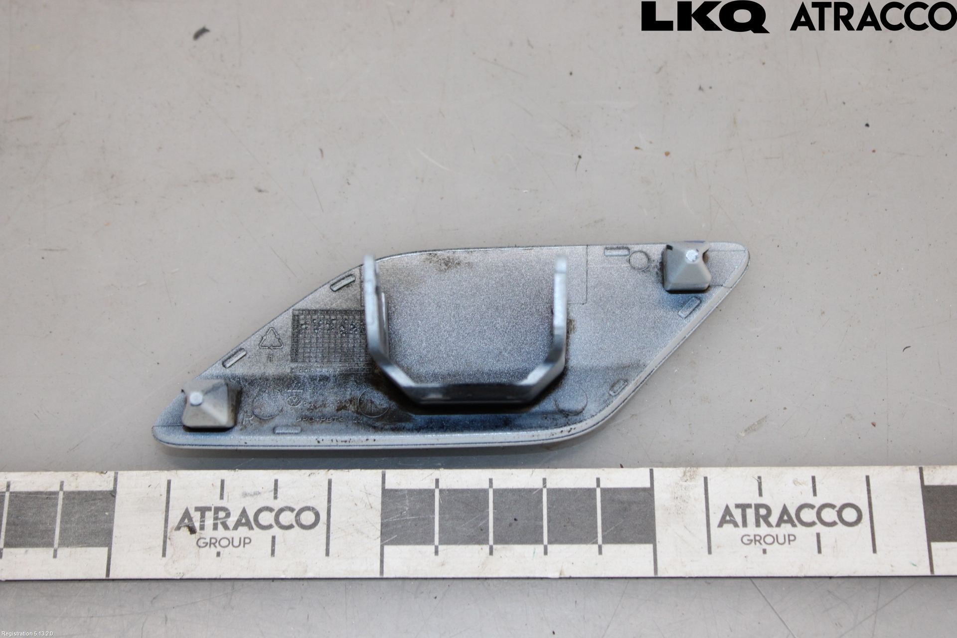 Volkswagen VW GOLF / E-GOLF VII 13-20 Spylerdyse Frontlykter