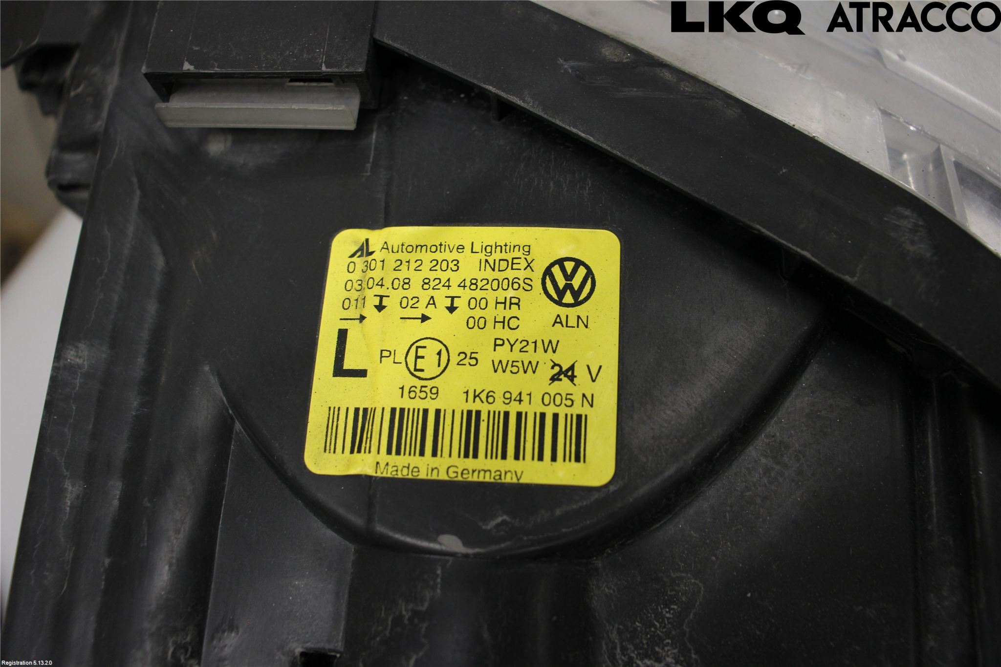Volkswagen VW GOLF V 04-09 Frontlykt Venstre