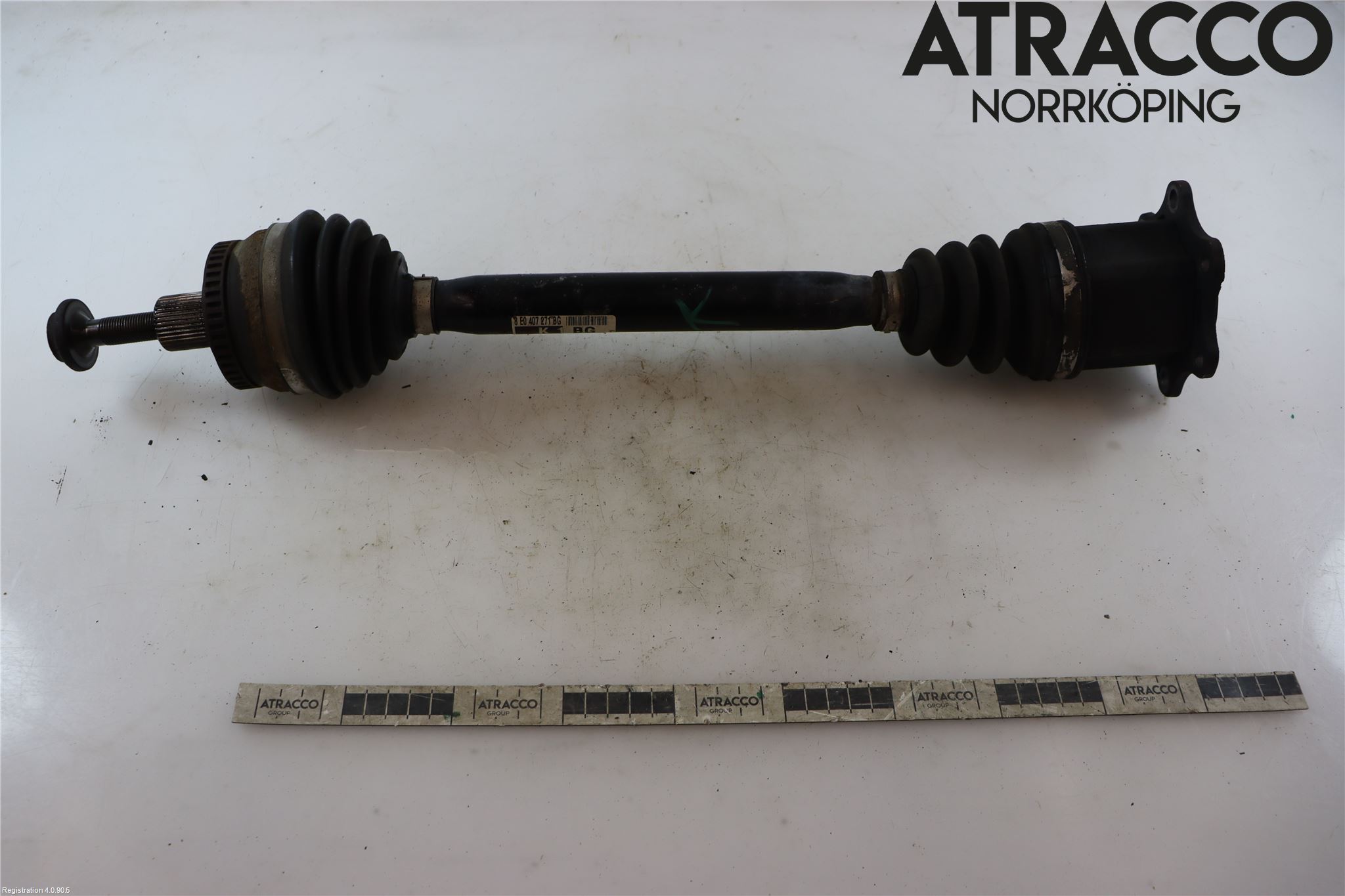 Audi A4/S4 05-07 Drivaksel Foran Kompl Høyre