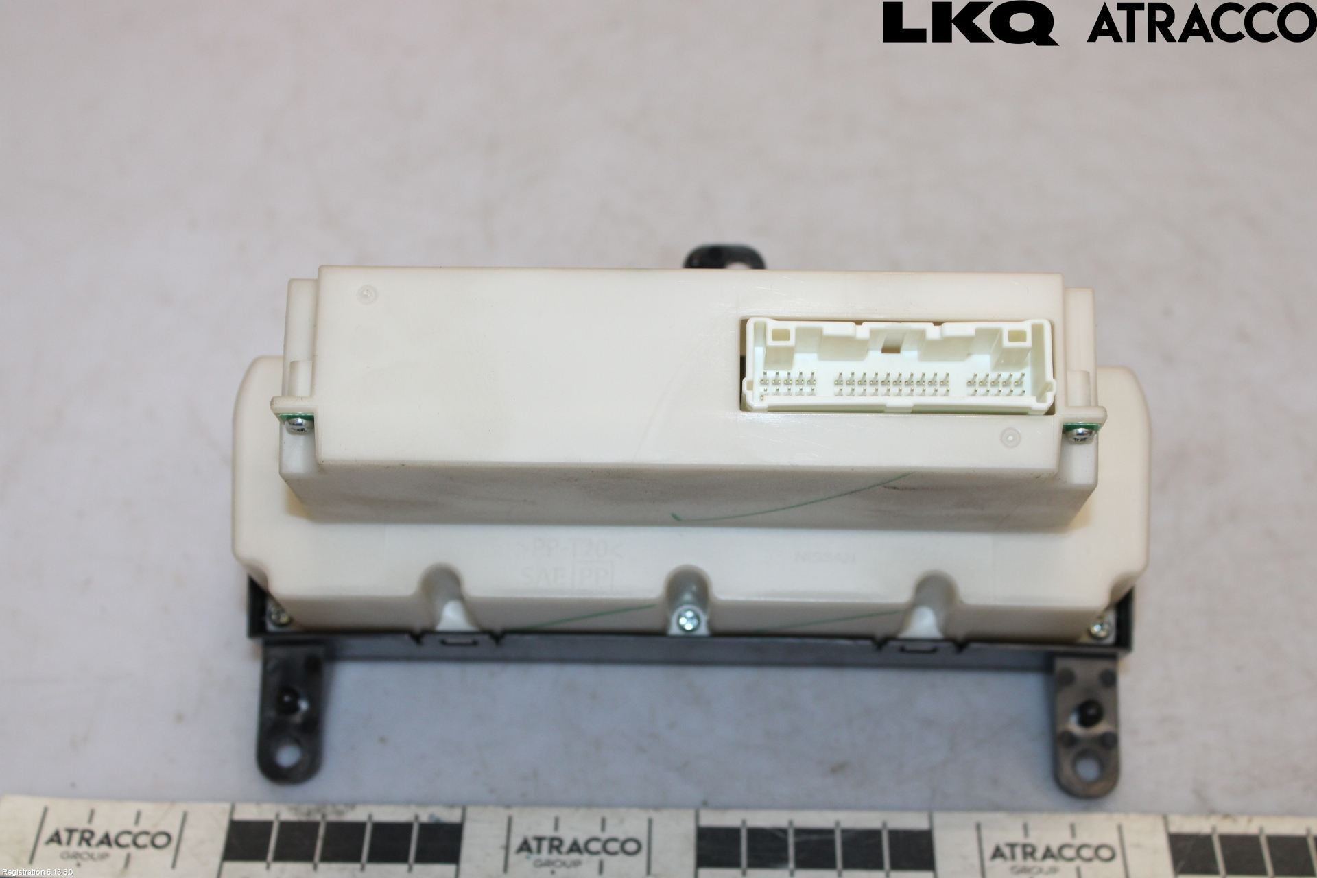 Nissan QASHQAI+2  10-14 Varmeapparat Panel(Regulering)