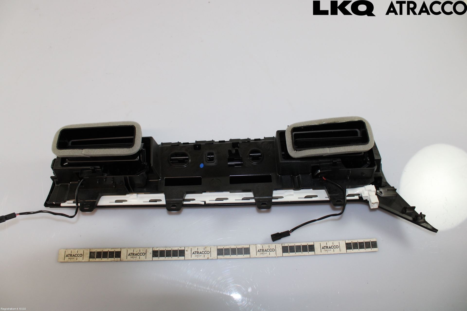 Volkswagen VW TOUAREG CR 18- Dashbord Kanal - Dyse