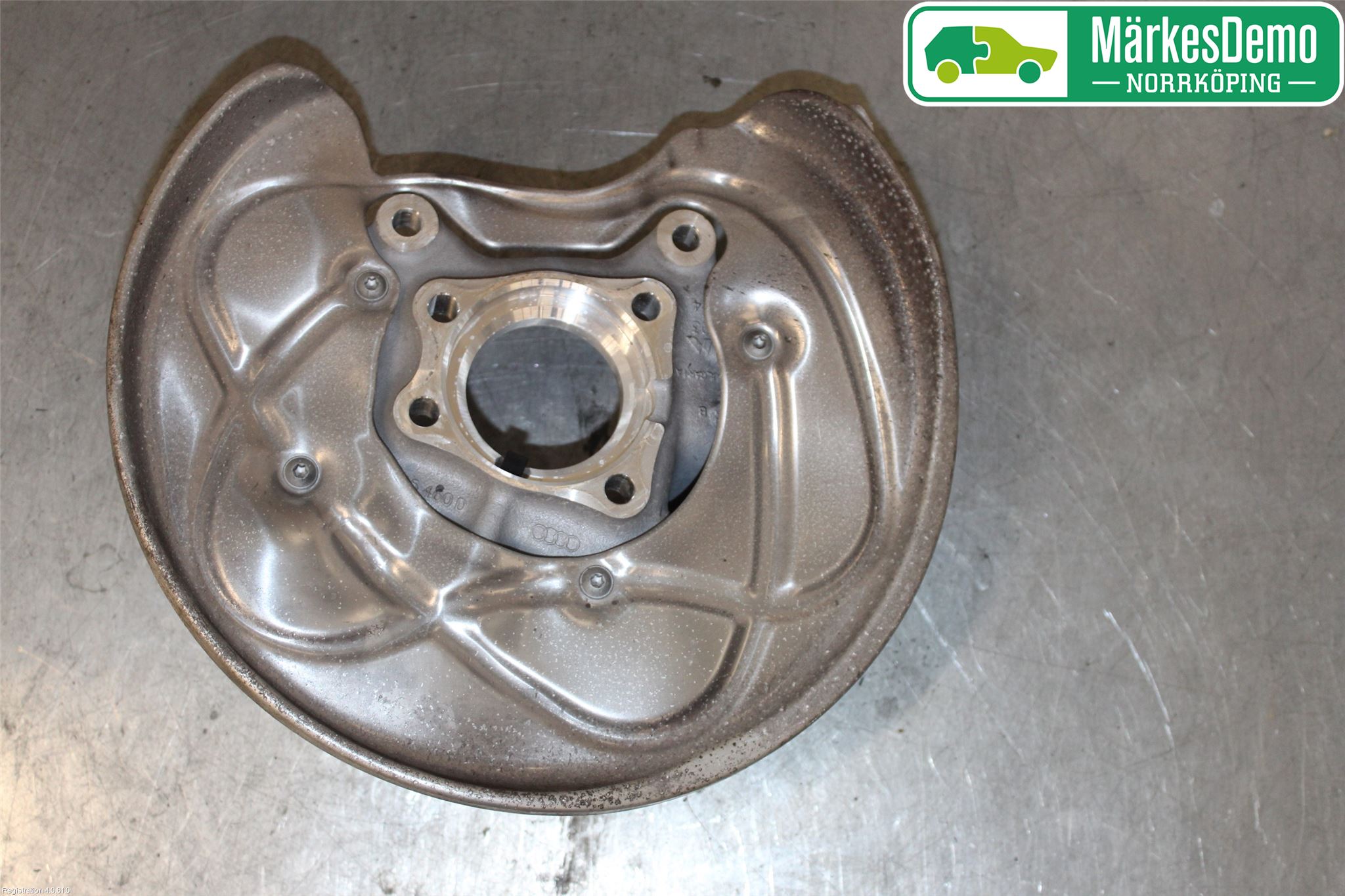 Audi A4/S4 B9 16-19 Spindel Hb
