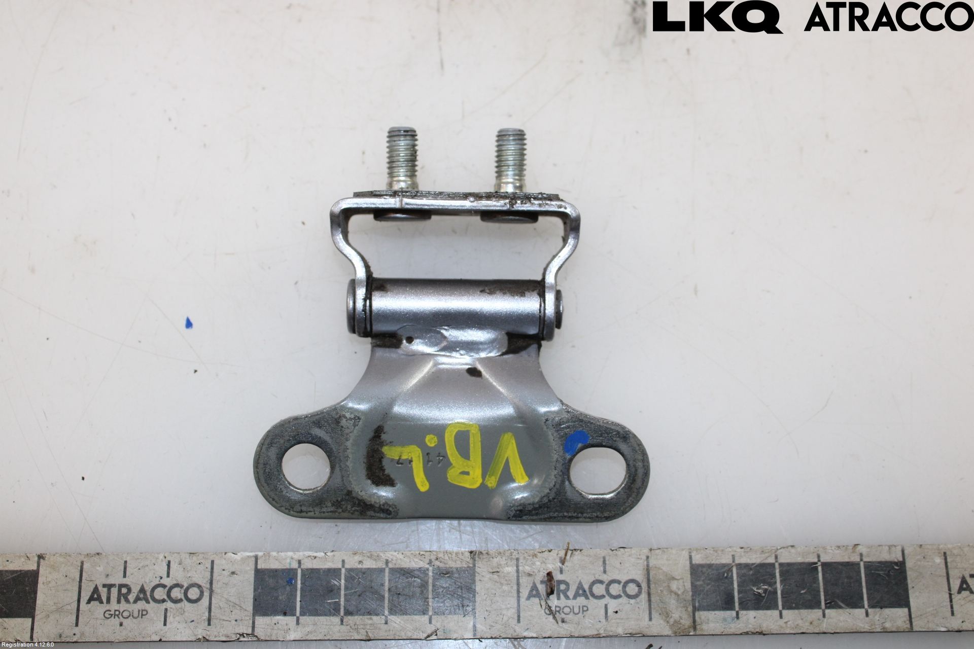 Toyota C-HR 16-23 Bakluke Hengsel Venstre