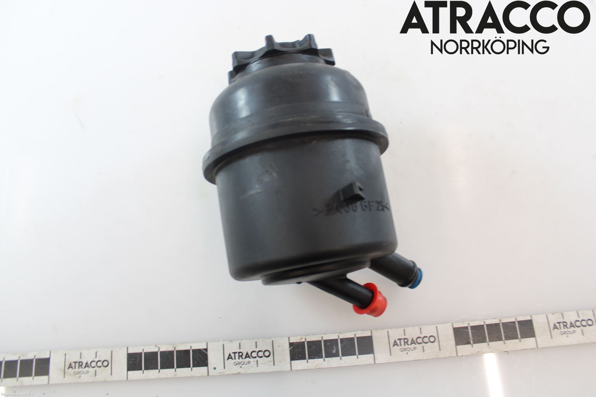 Saab 9-5     06-10 Servo Oljebeholder