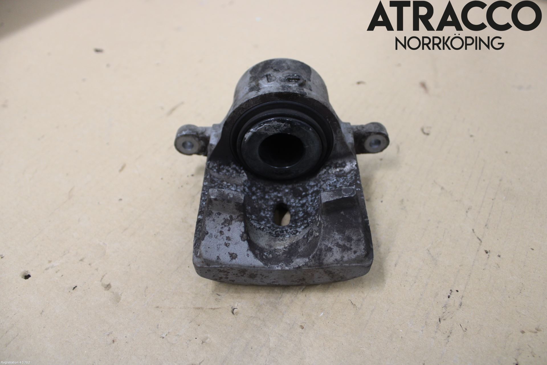 Toyota PRIUS NWH20 04-08 Bremsecaliper Foran Høyre