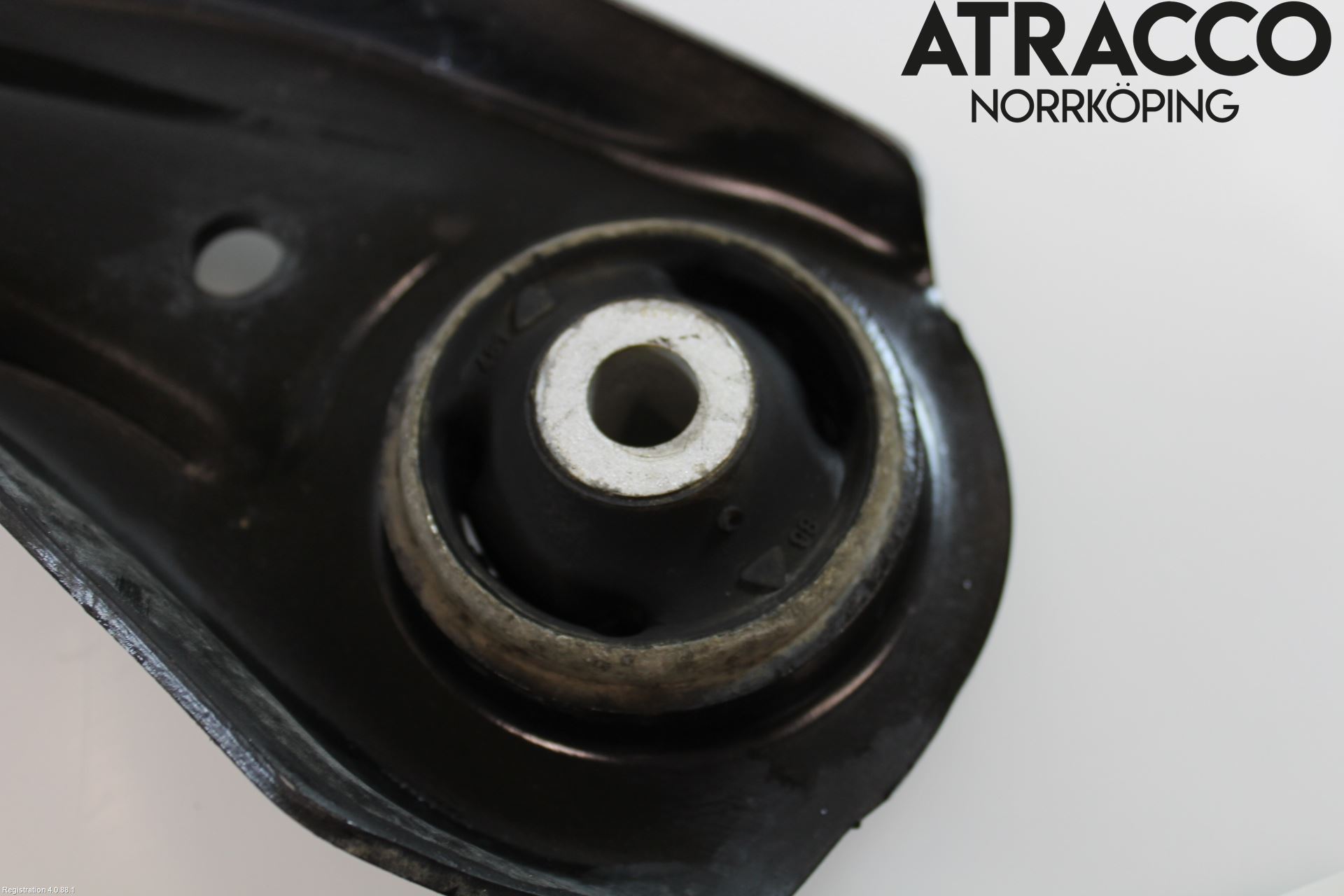 Seat IBIZA IV 08-16 Bærearm Foran Høyre Nedre