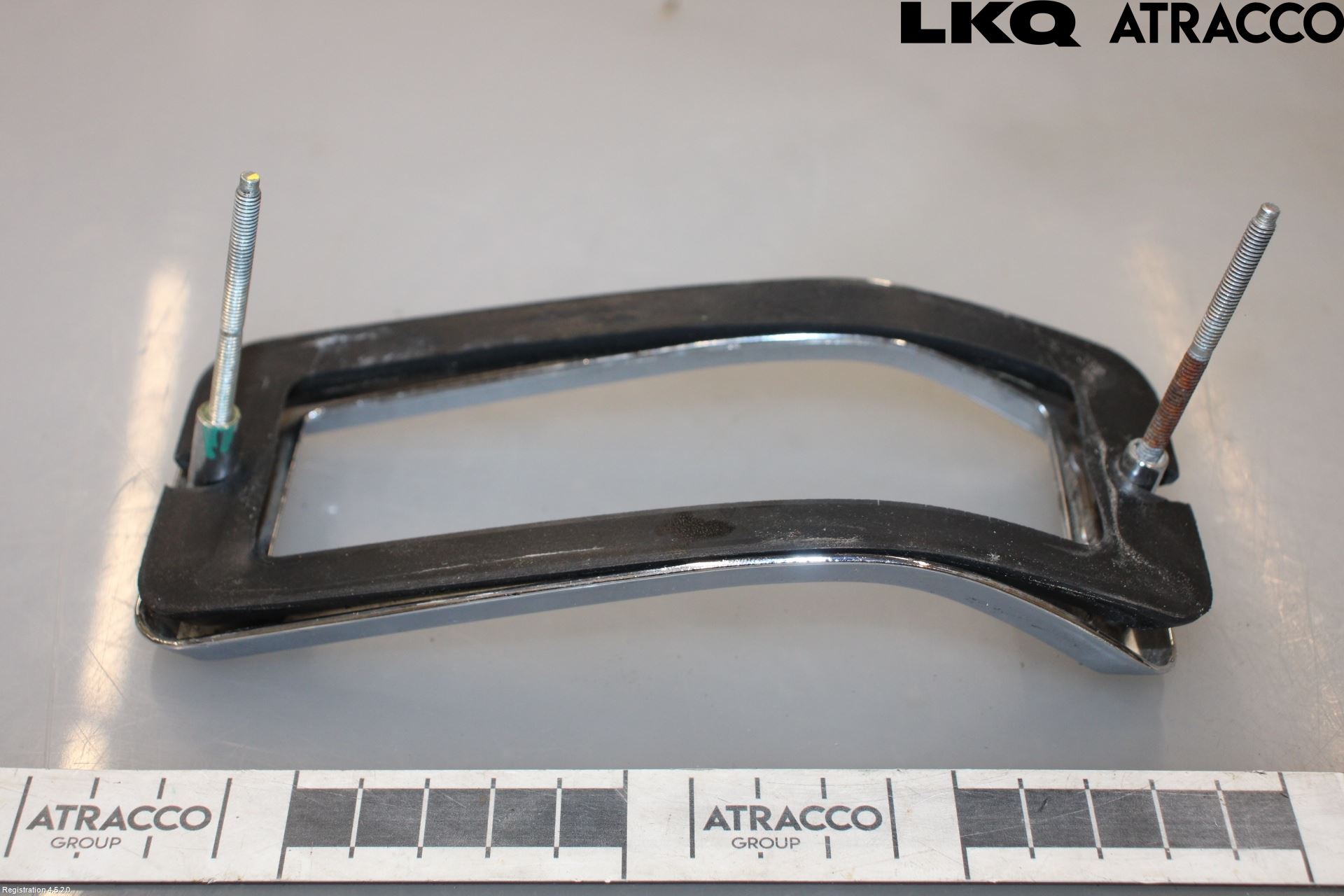 Ford MUSTANG    64-73 Baklykt Omramming