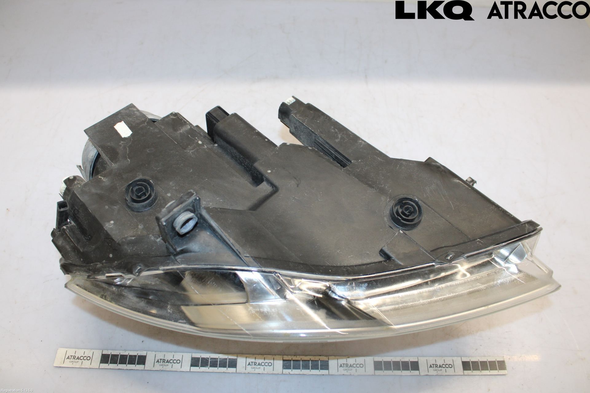 Volkswagen VW PASSAT 05-11 Frontlykt Venstre