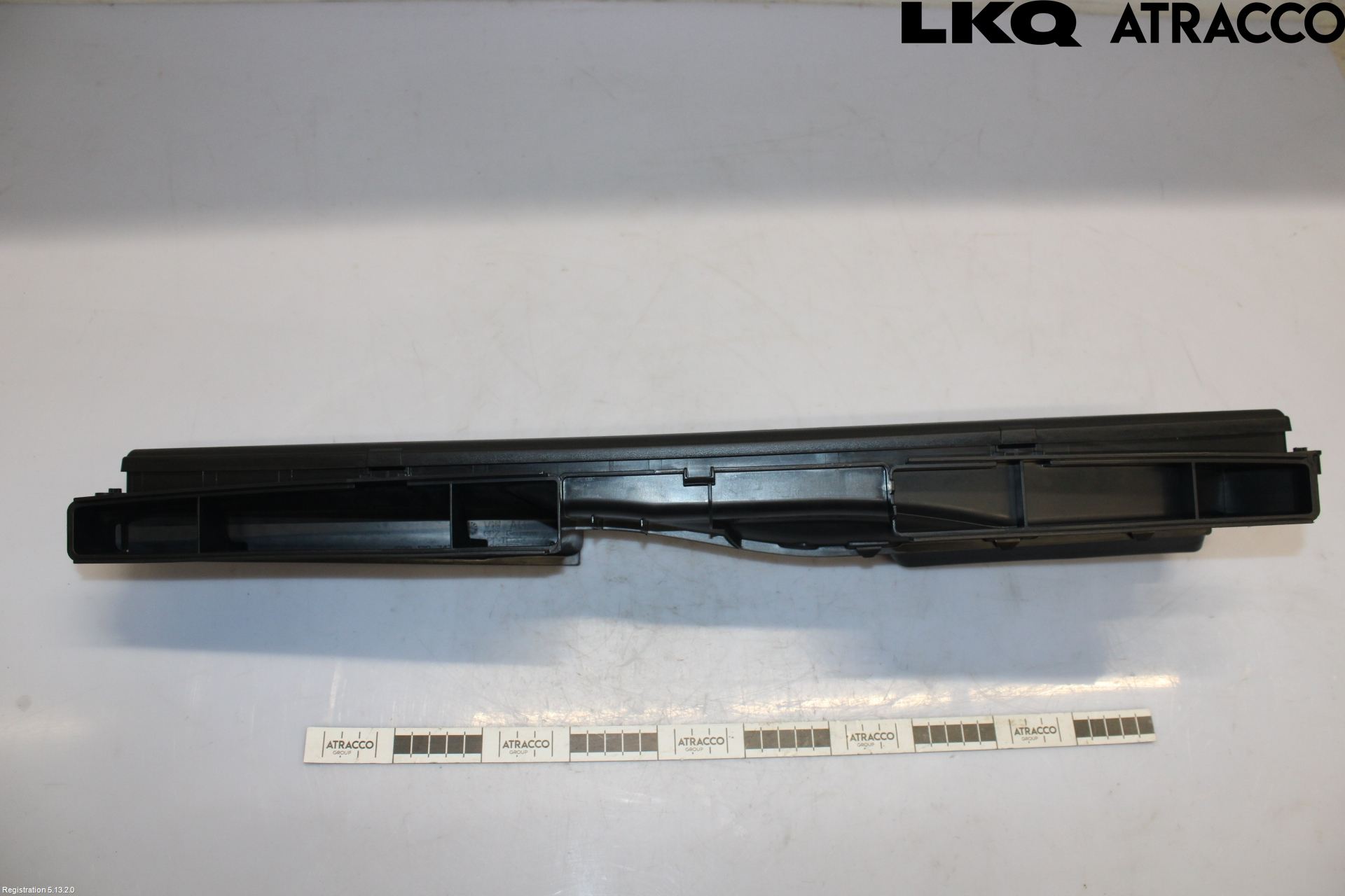 Volkswagen VW GOLF / E-GOLF VIII 20- Luftstyring Front