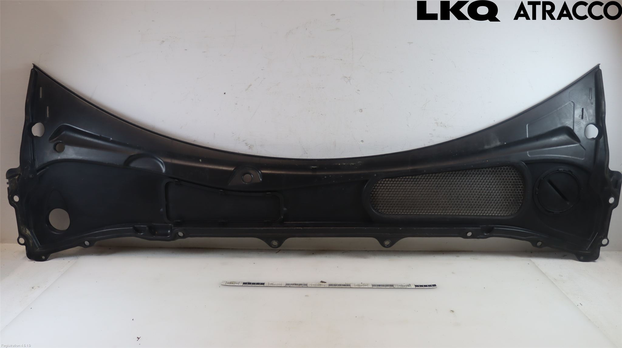 Volvo V90 17->> Visker Deksel-Grill-Under Frr