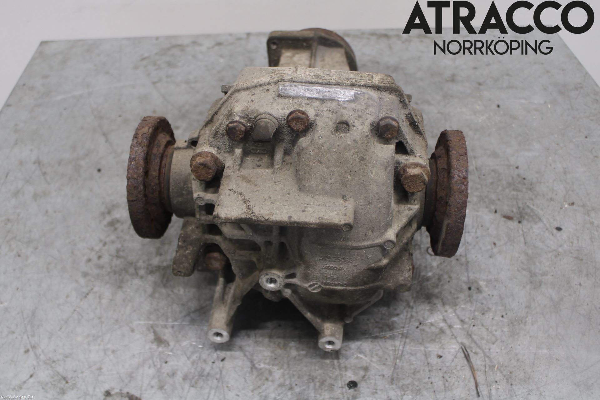 Audi A8/S8 4E  02-09 Bakaksel Kardang Bak -Diff
