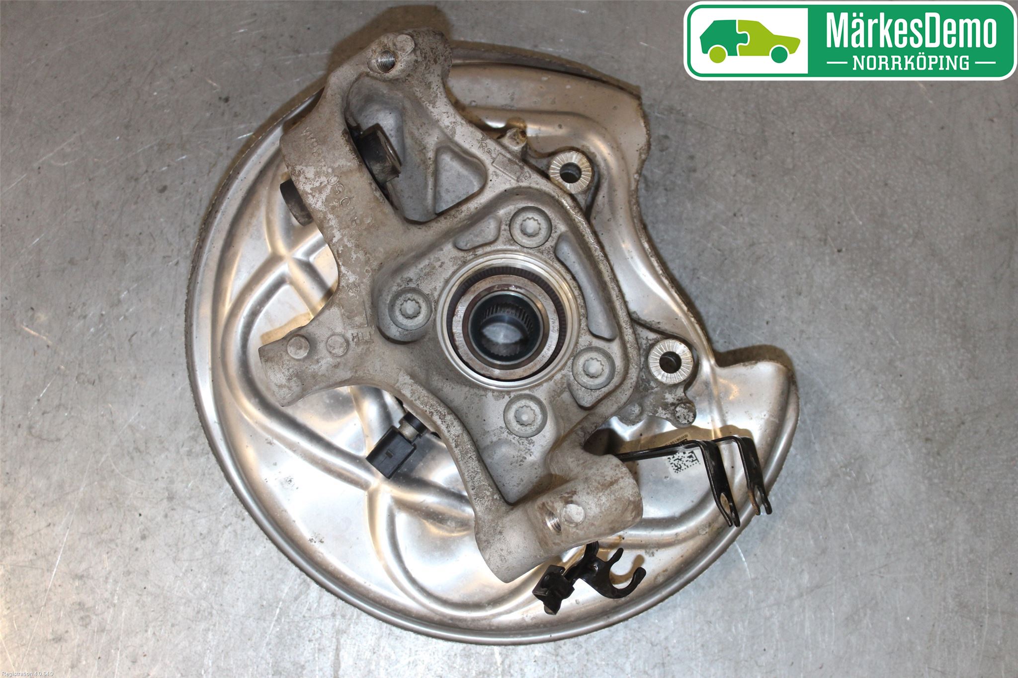 Audi A4/S4 B9 16-19 Spindel Hb