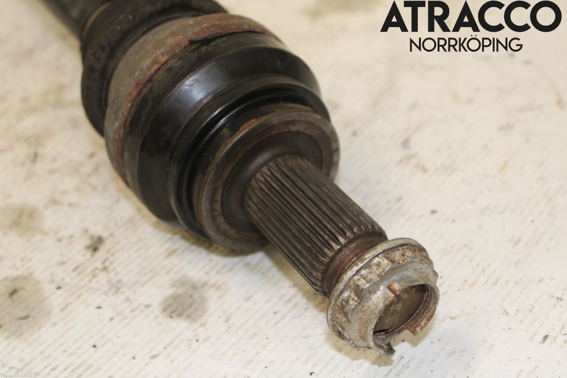 BMW 5 F10/F11/F18 09-17 Drivaksel Bak Kompl Venstre