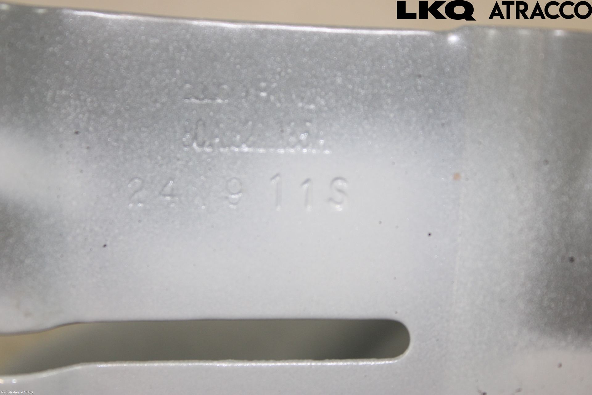 Audi Q5/SQ5 17- Frontskjermfeste Venstre