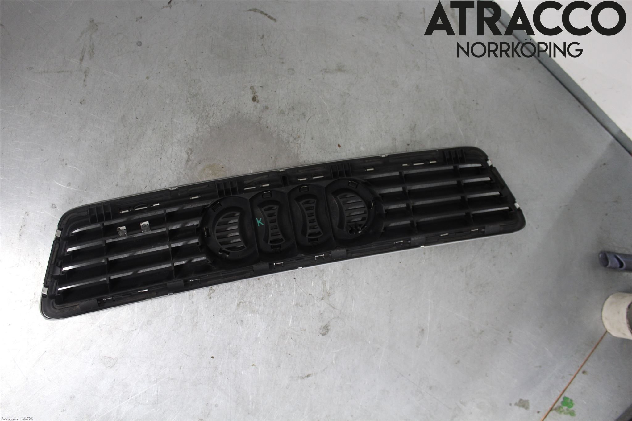 Audi ALLROAD 01-05 Grill Komplett