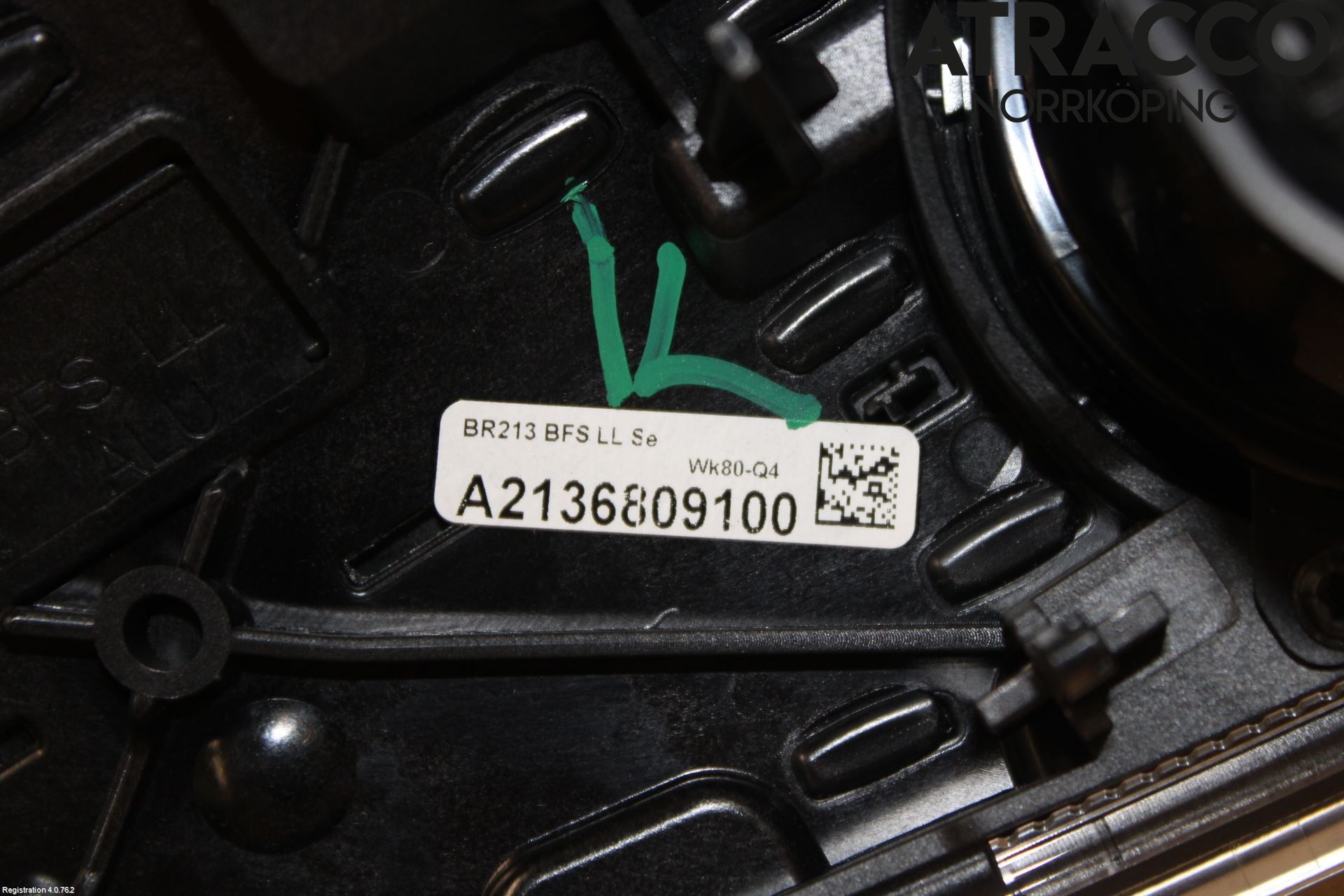 Mercedes-Benz MB E-KLASS (W213) 16-23 Innr Dekor Instrbord