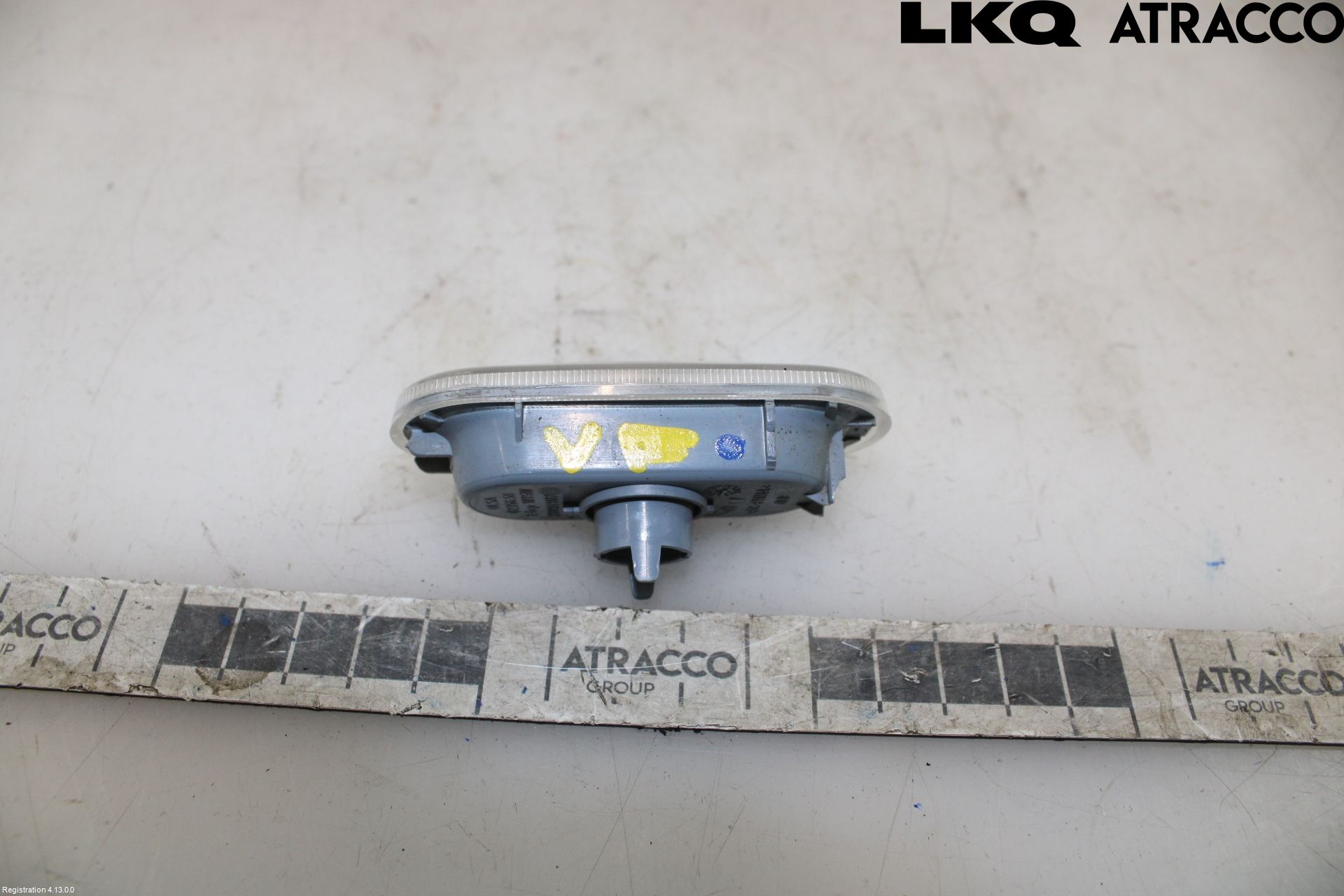 Volkswagen VW CADDY      04-10 Blinklykt Side Venstre