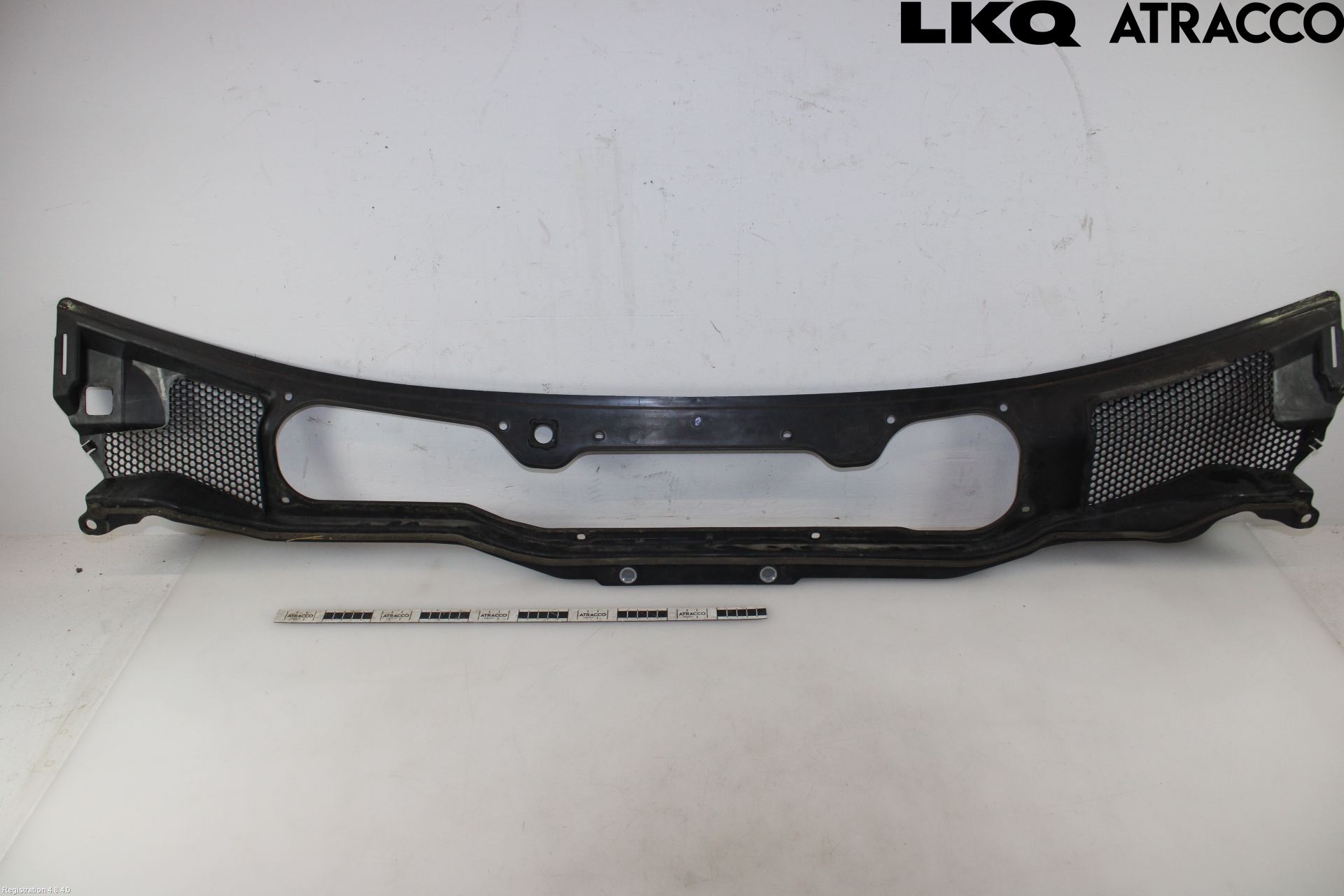 Volvo V40 12-19 Visker Deksel-Grill-Under Frr
