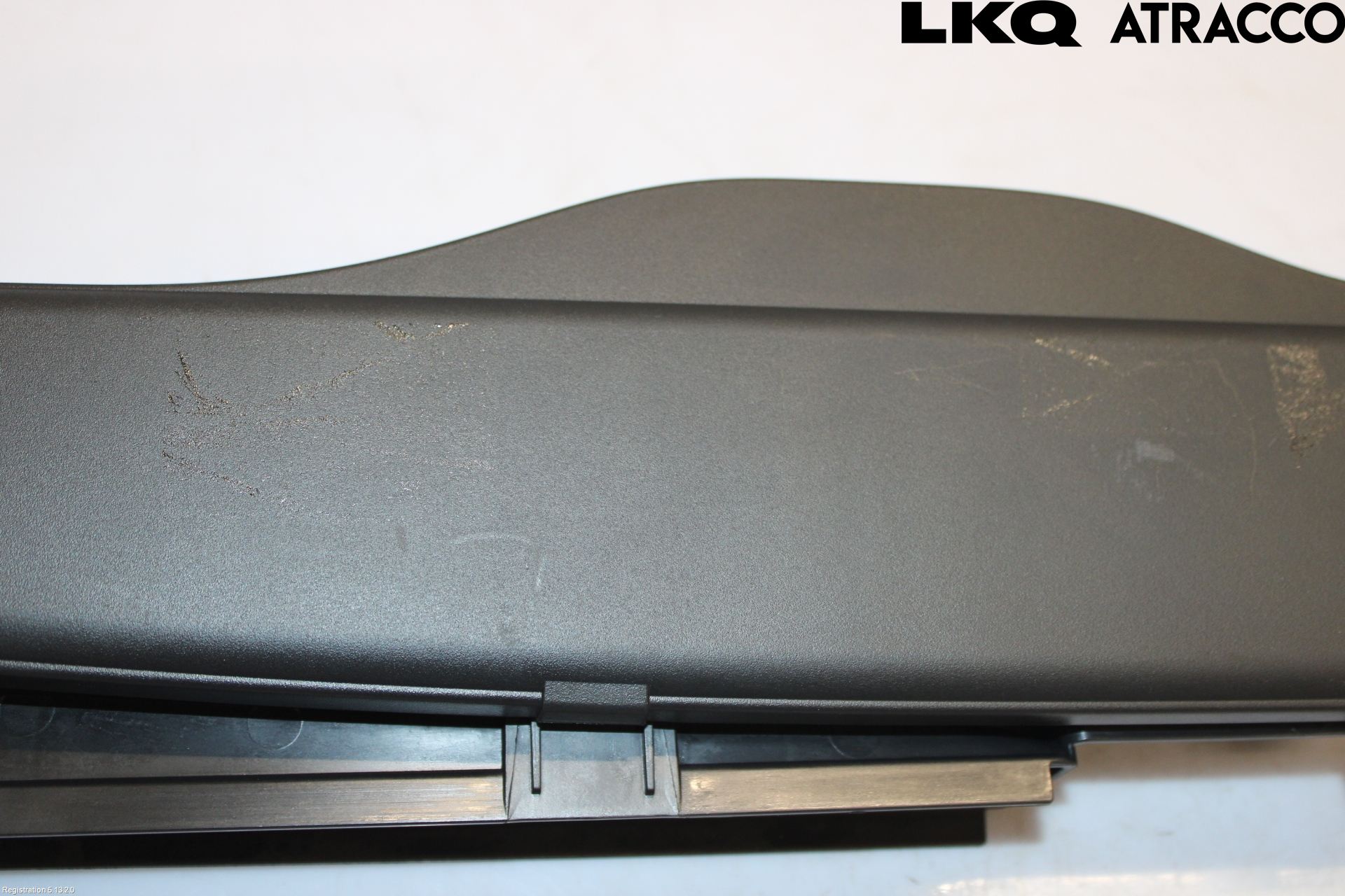Volkswagen VW GOLF / E-GOLF VIII 20- Luftstyring Front