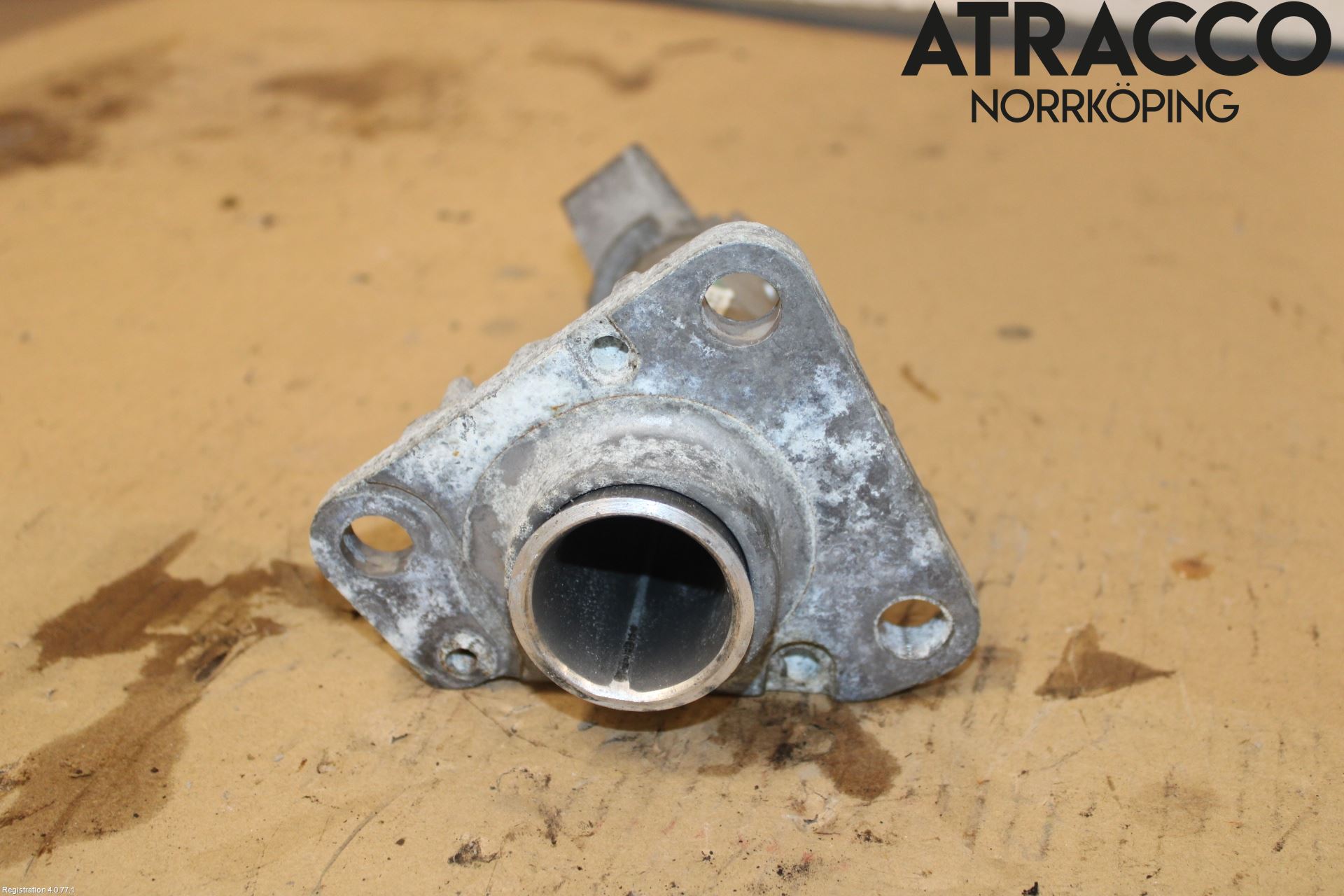 Audi A4/S4 01-05 Støtfanger Foran Feste