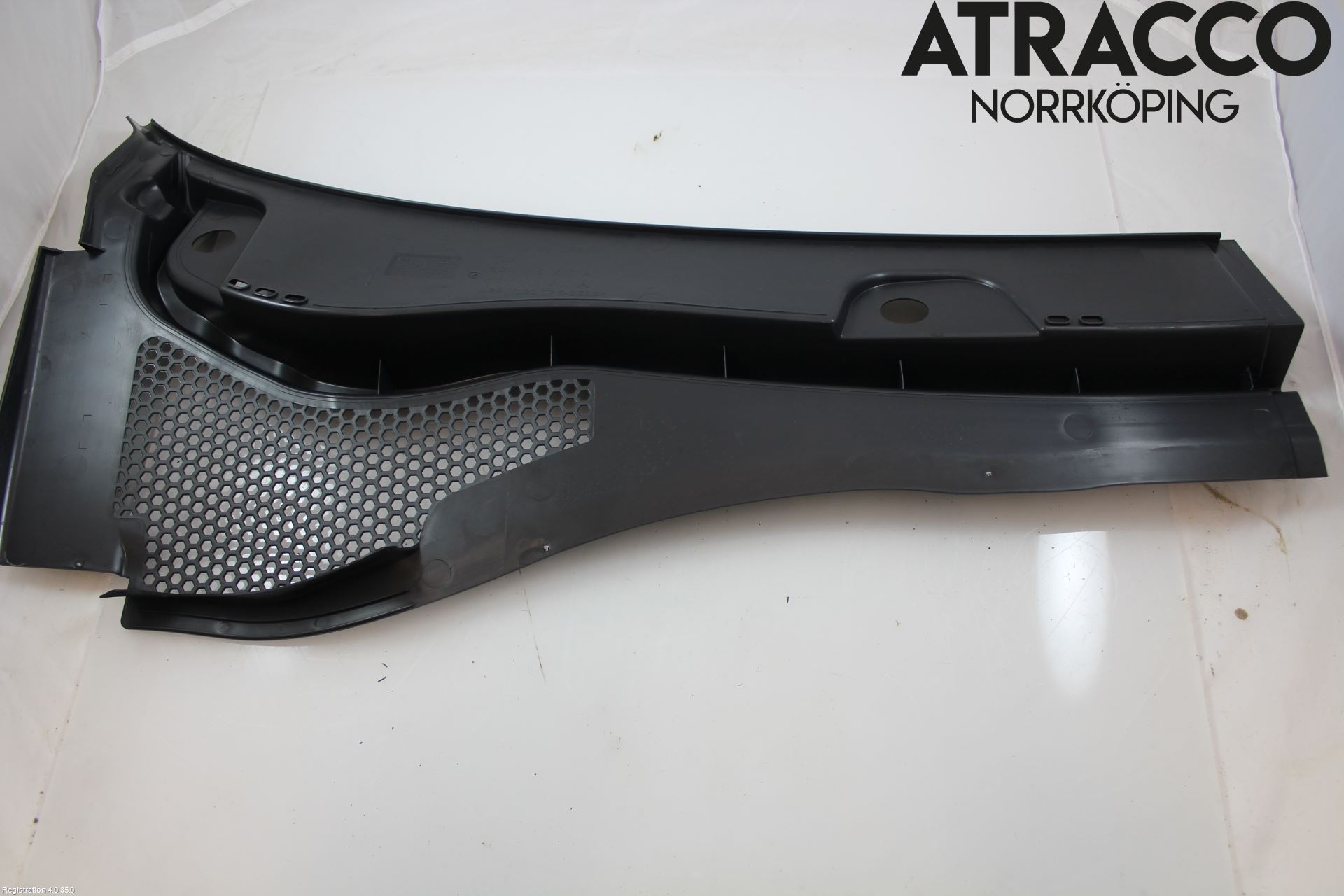 Seat LEON 20- Visker Deksel-Grill-Under Frr
