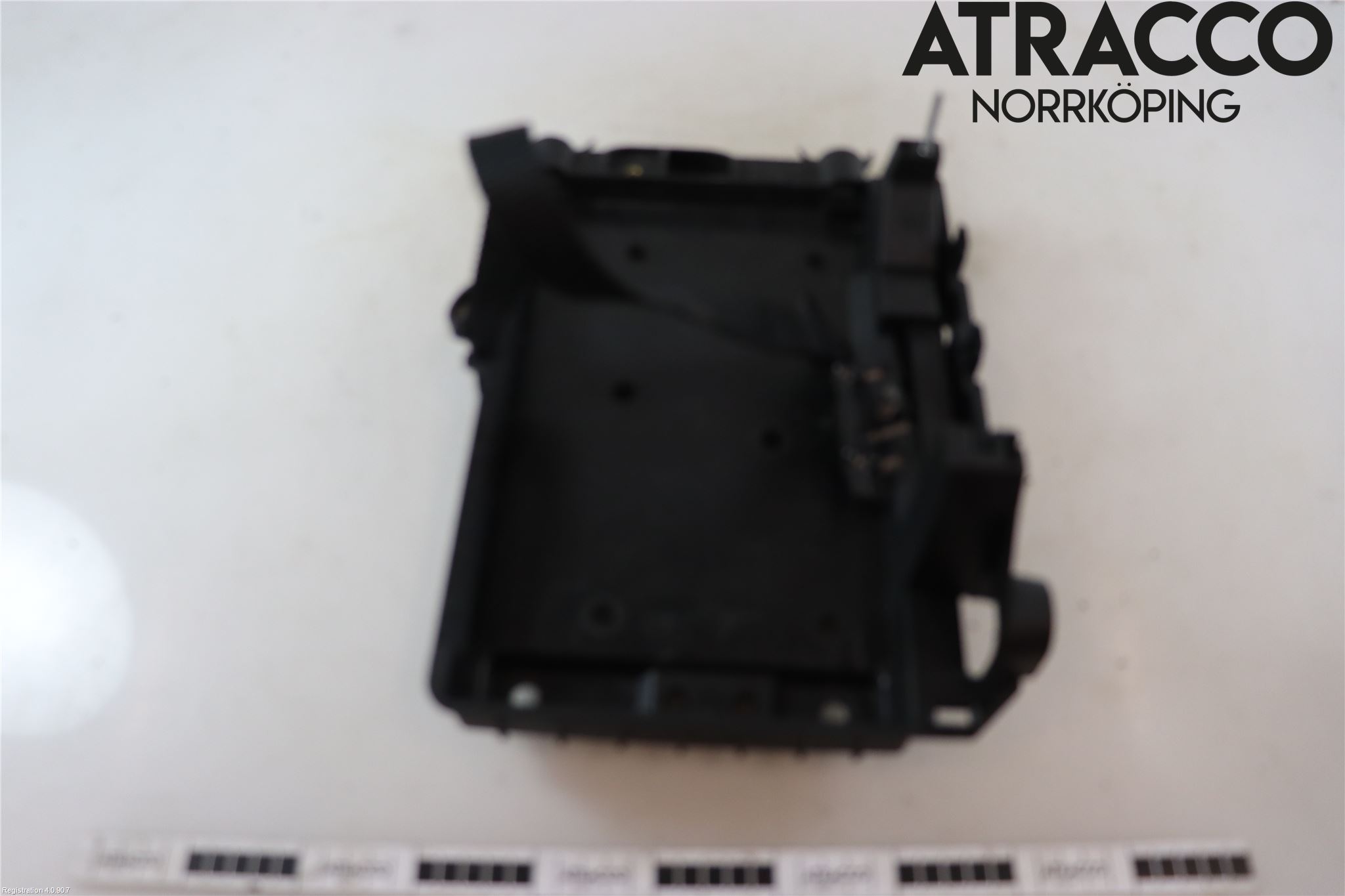 Mercedes-Benz MB A-KLASS (W177) 18- Batterikasse - Feste - Holder