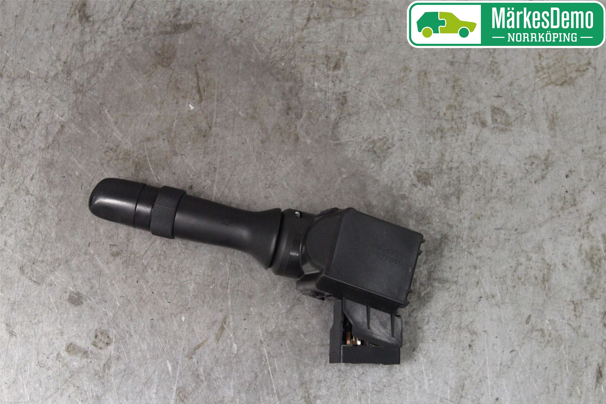 Toyota PRIUS NWH20 04-08 Bryter Ratt Visker - Spyler