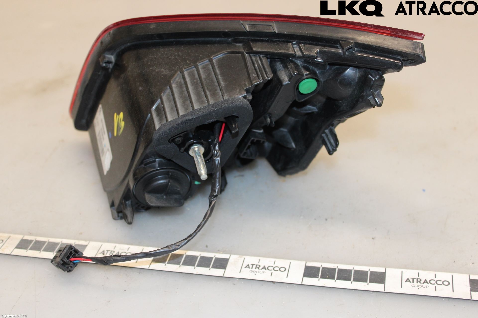 Peugeot 308 14-21 Baklykt Venstre  På Luke(Indre