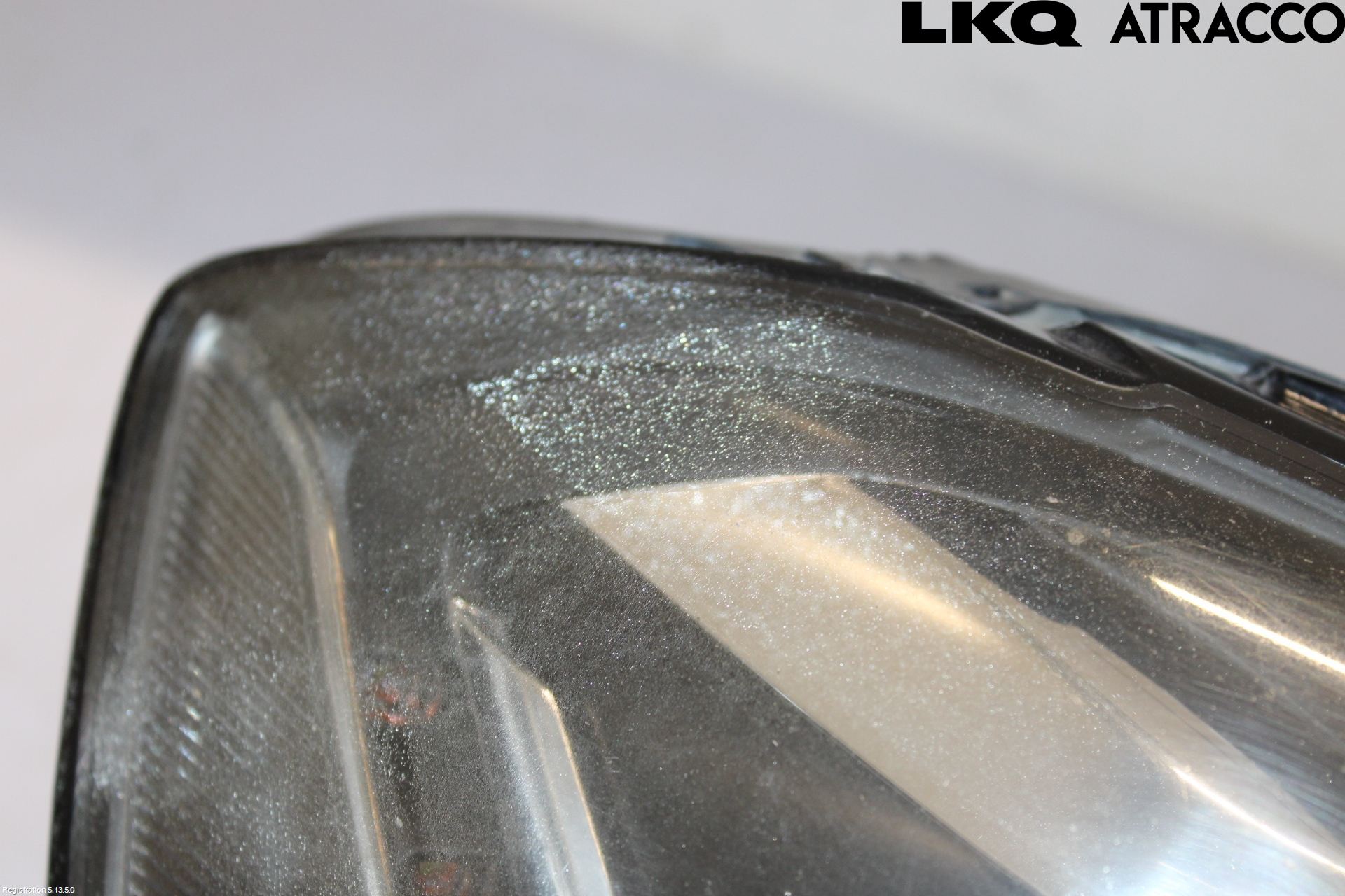 Volkswagen VW PASSAT 11-14 Frontlykt Høyre