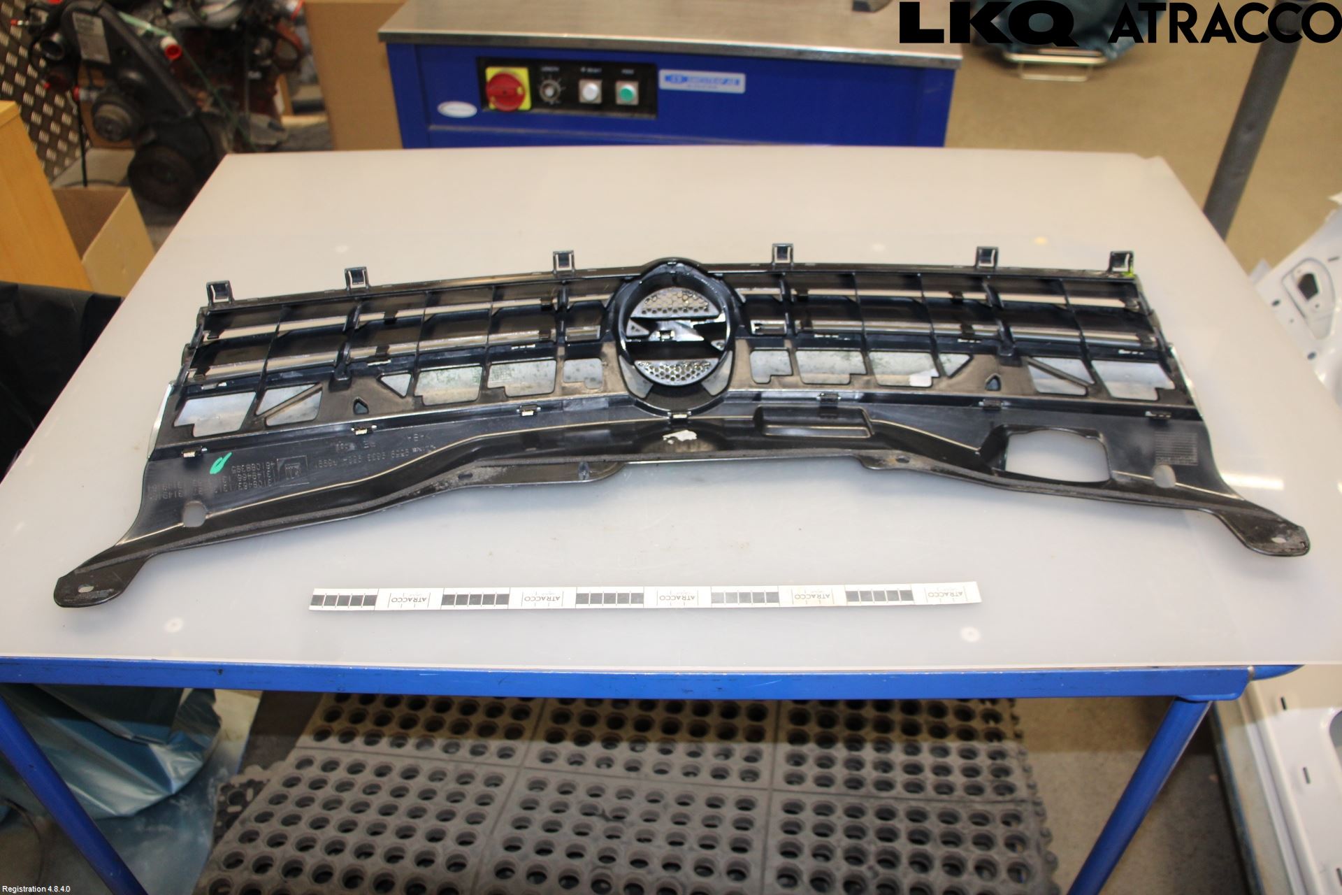 Opel ASTRA H 04-12 Grill Komplett